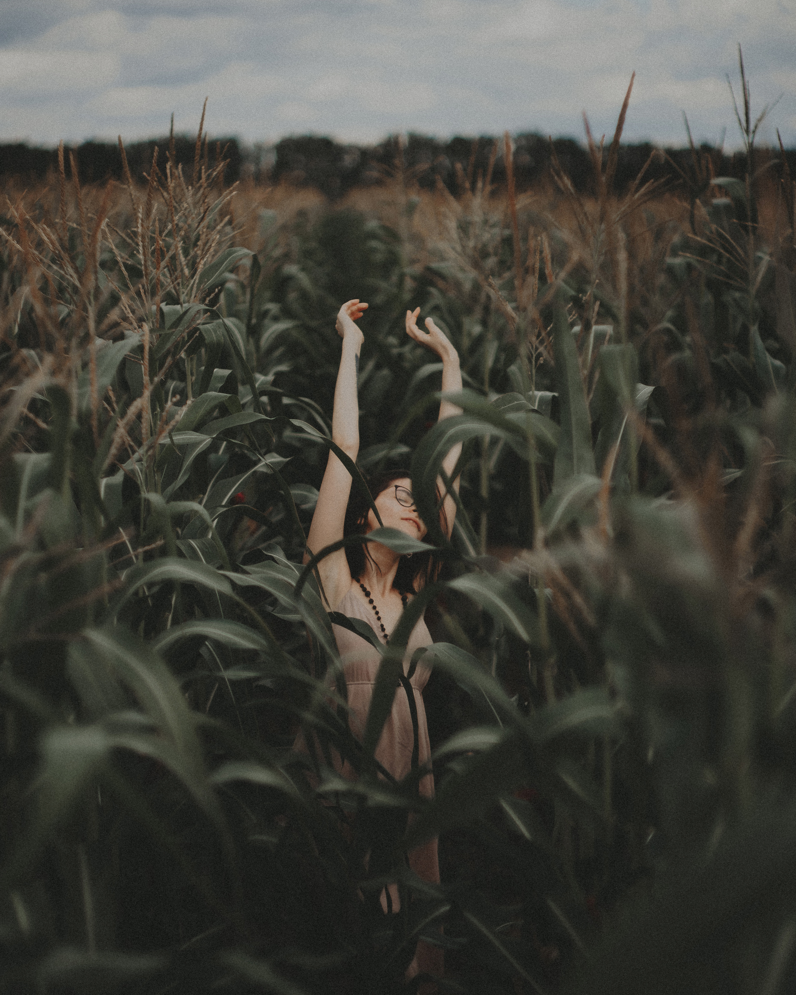Фотсессия в Московской области в поле