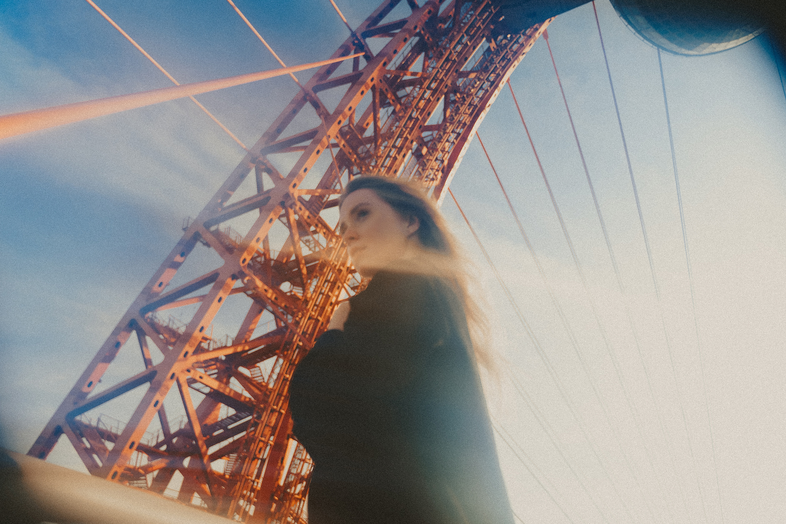 Марина. Живописный мост