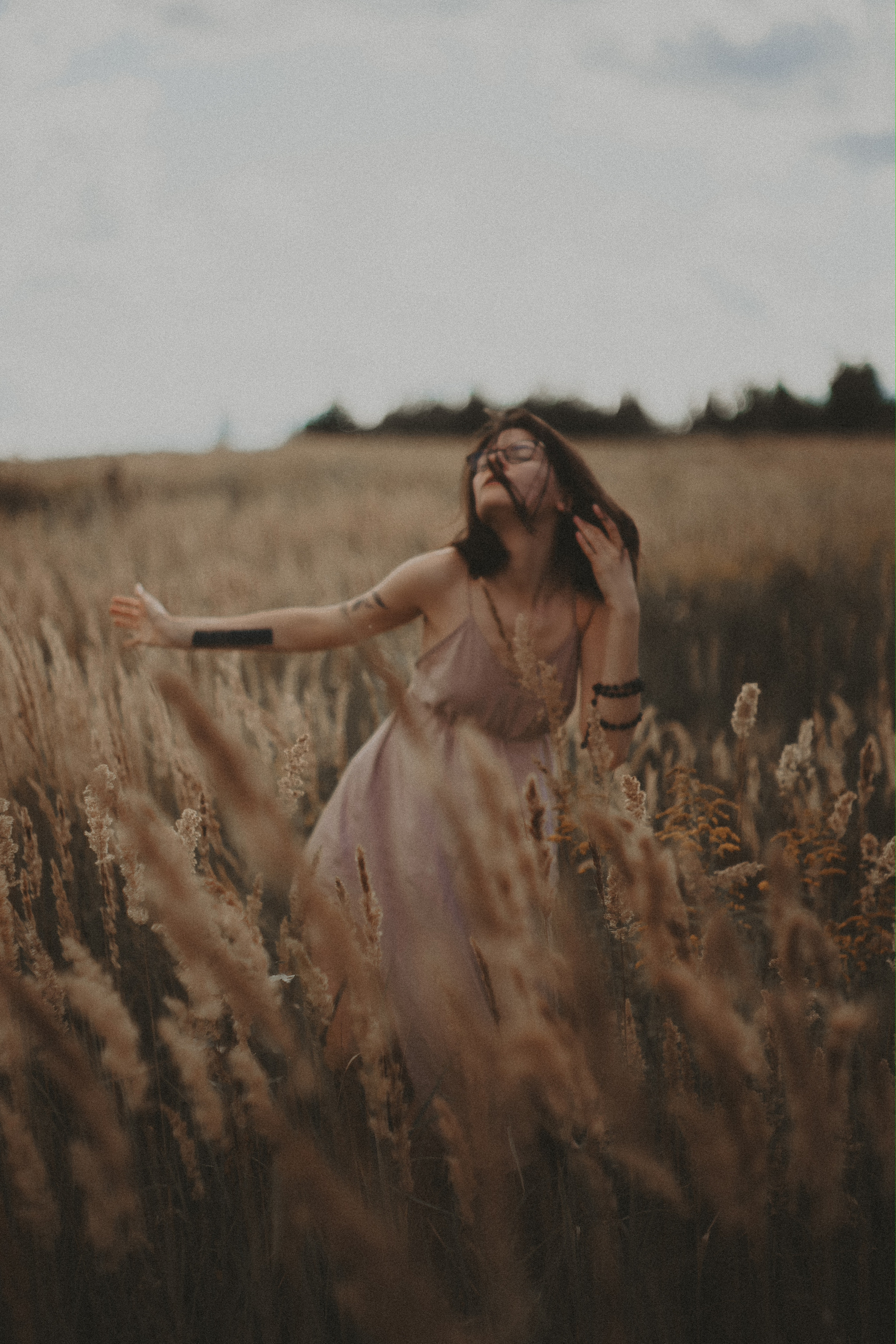 Фотсессия в Московской области в поле