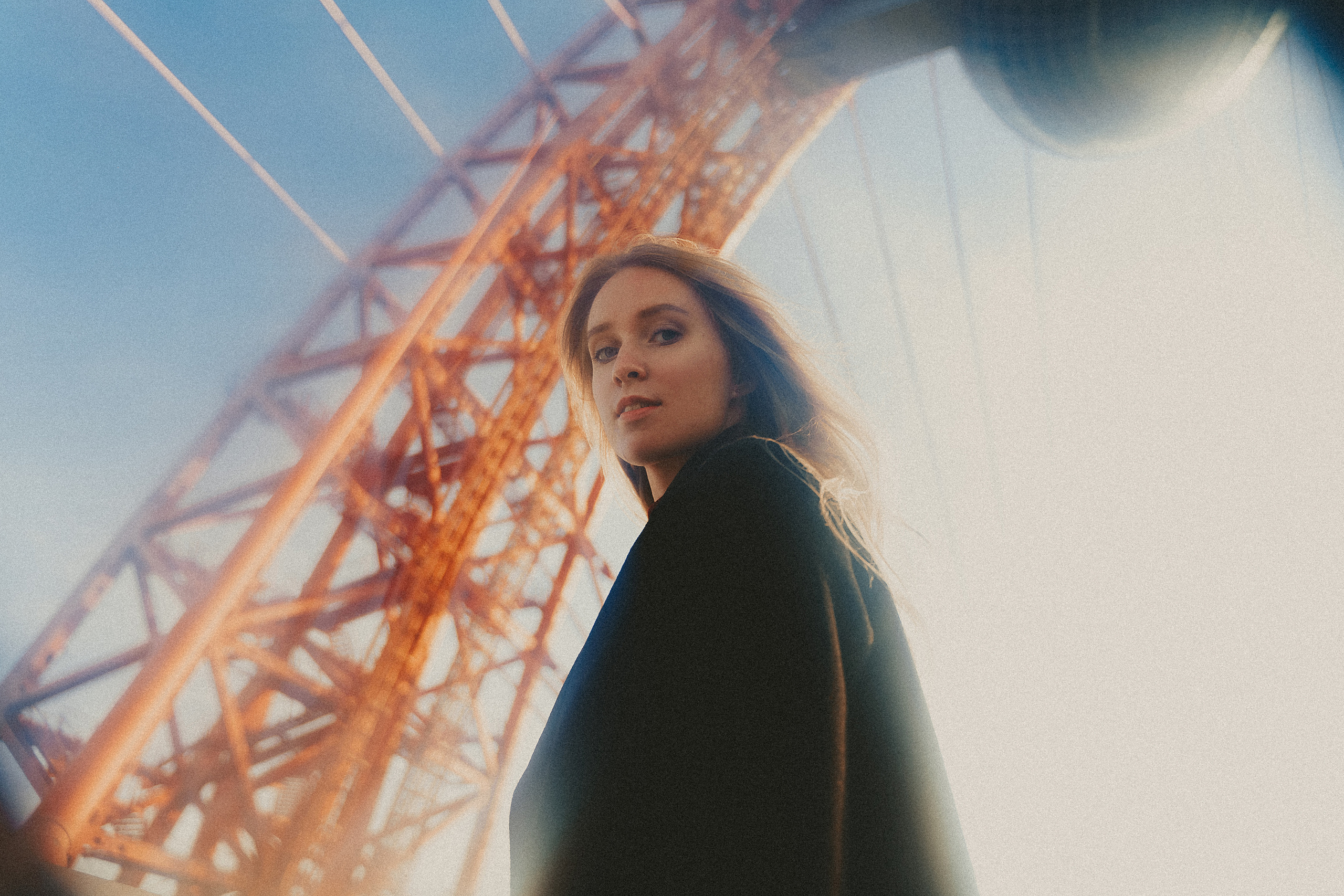 Марина. Живописный мост