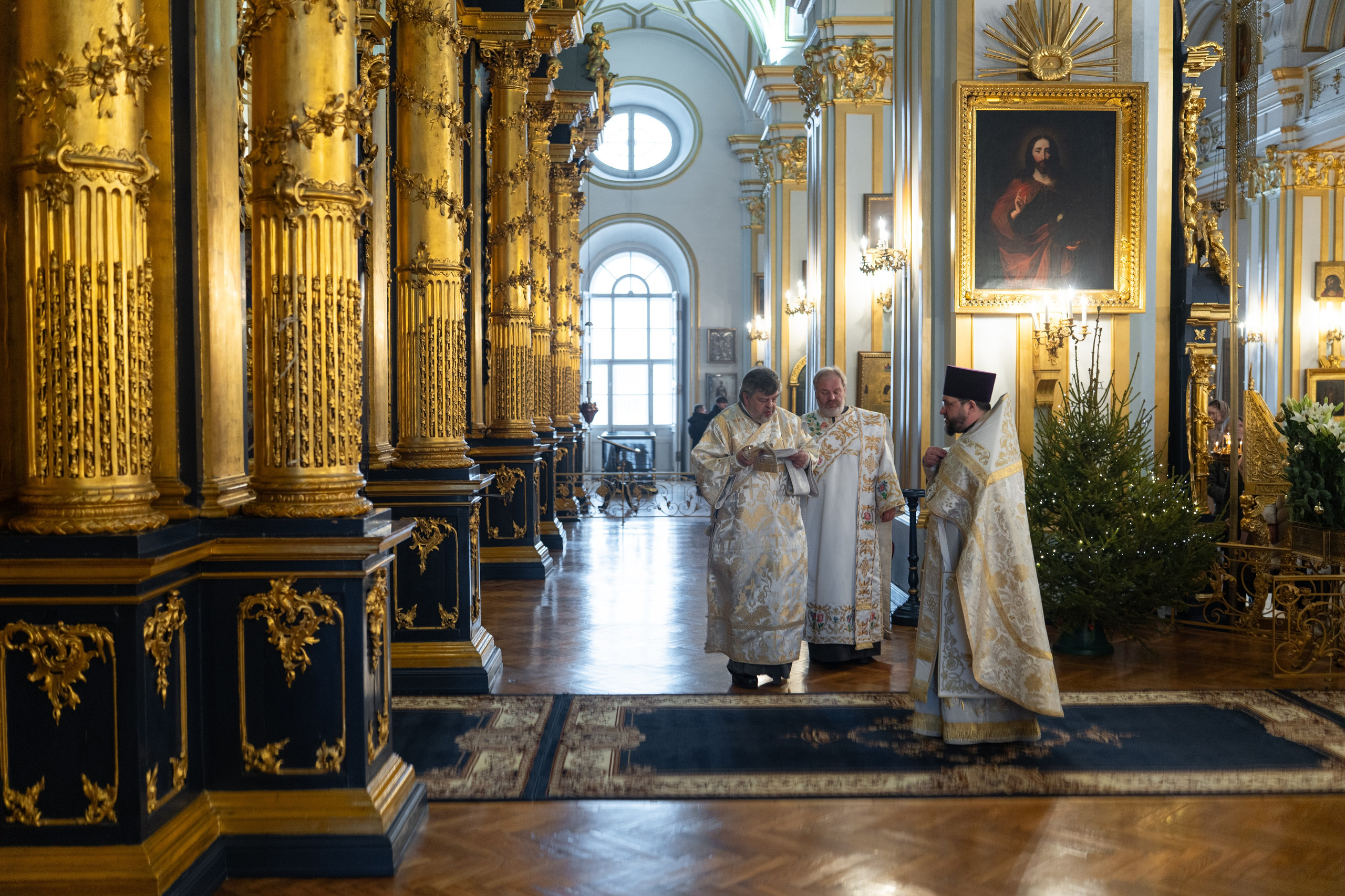 Неделя 31-я по Пятидесятнице, по Рождестве Христовом. Попразднство Рождества Христова. Правв. Иосифа Обручника, Давида царя и Иакова. НИКОЛО-БОГОЯВЛЕНСКИЙ МОРСКОЙ СОБОР