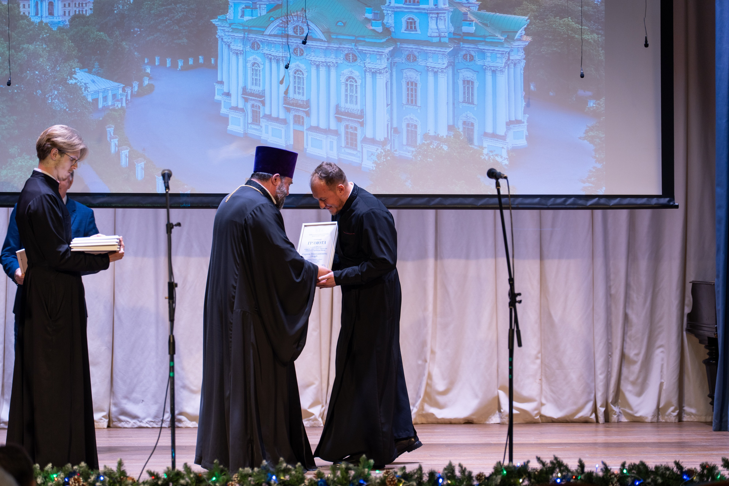 Праздничный концерт в честь 265 летия освящения нижнего храма собора во имя Святителя и Чудотворца Николая. НИКОЛО-БОГОЯВЛЕНСКИЙ МОРСКОЙ СОБОР