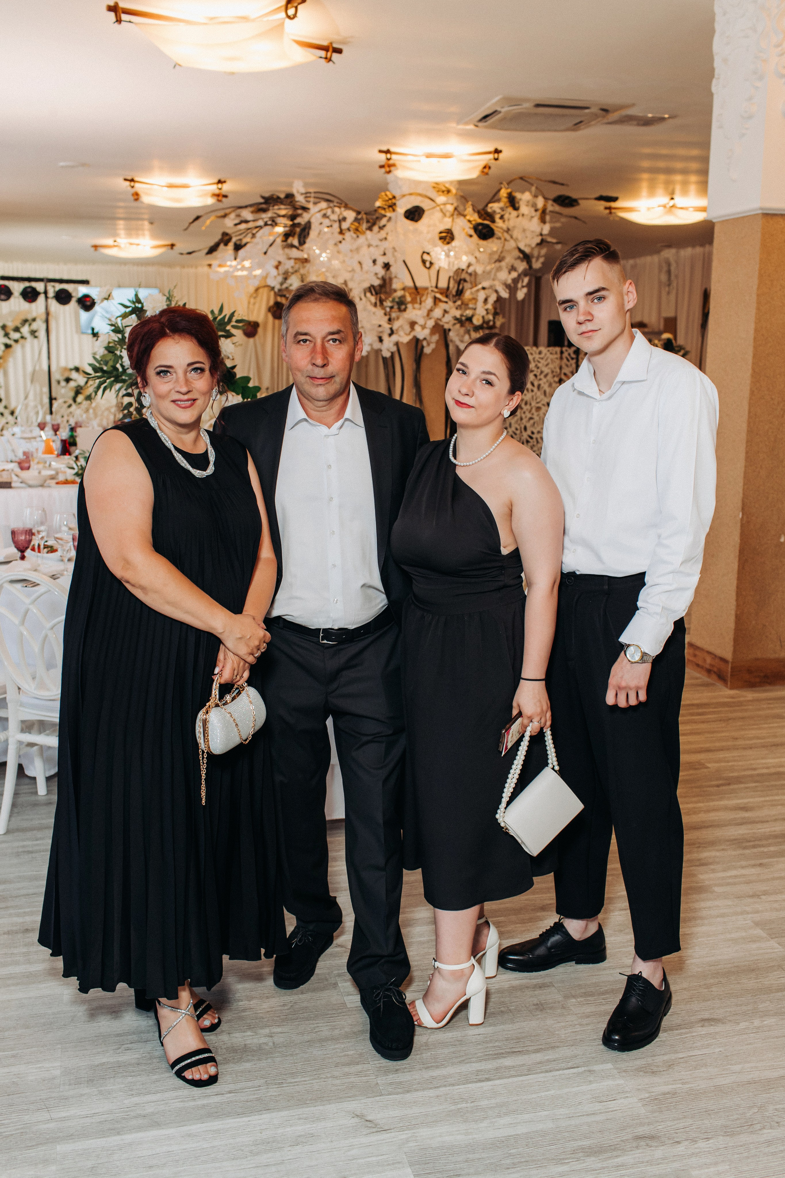Vlad & Nadya (Saint-Petersburg, Russia). Destination wedding photographer Peter Letu
