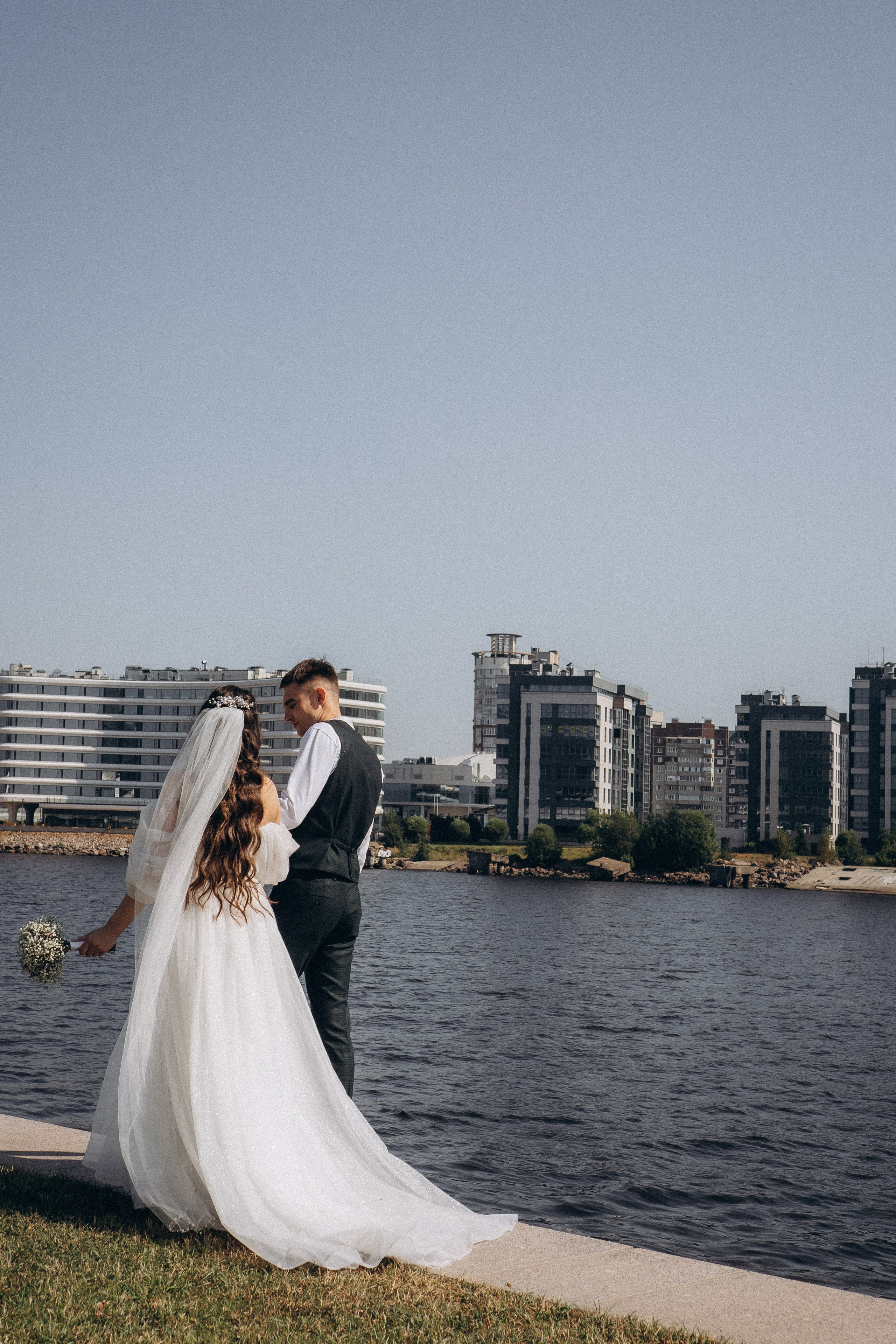 СВАДЕБНАЯ СЬЕМК В ПАРКЕ 300-ЛЕТИЯ. Профессиональный фотограф, Санкт-Петербург — Виктория Богомолова
