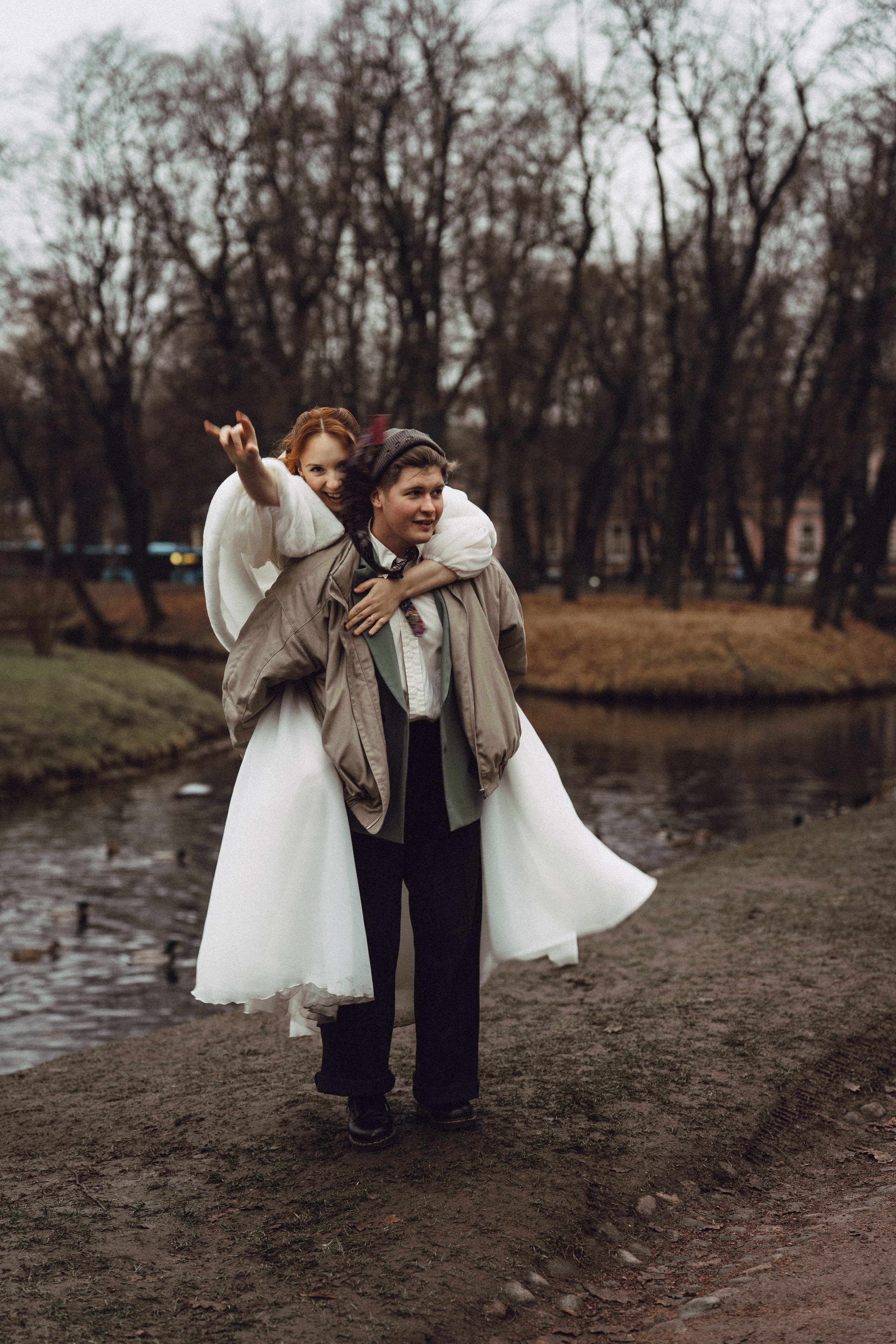 СВАДЕБНАЯ СЬЕМКА ВО ВТОРОМ ДВОРЦЕ С ГОСТЯМИ И ПРОГУЛКА В ТАВРИЧЕСКОМ САДУ. Профессиональный фотограф, Санкт-Петербург — Виктория Богомолова