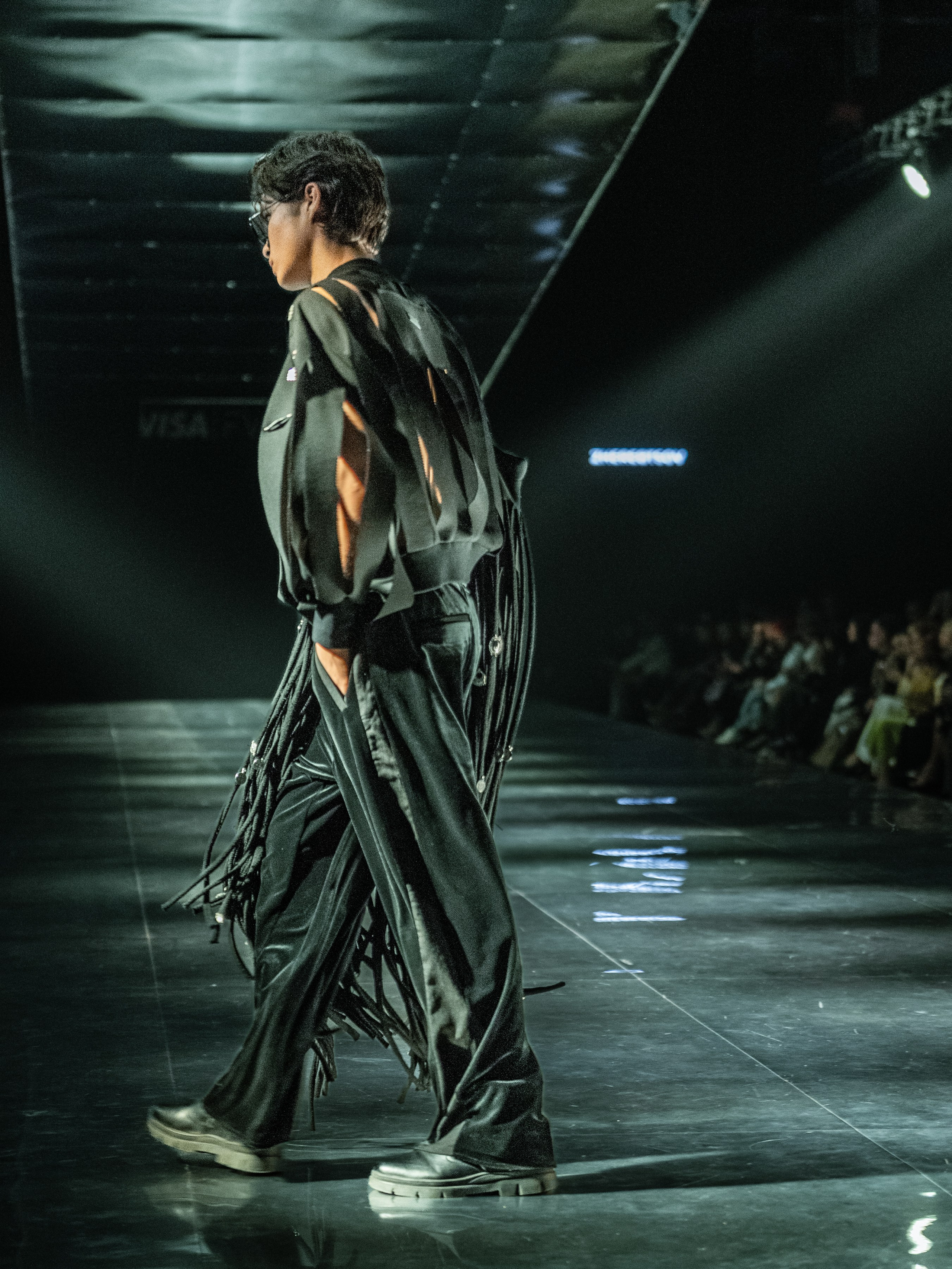 Visa Fashion Week Almaty Pre-Fall 2026 April Leonid Zherebtsov. Сайт Алматинского НЮ АРТ, будуар и фэшн фотографа Дениса Карпенко
