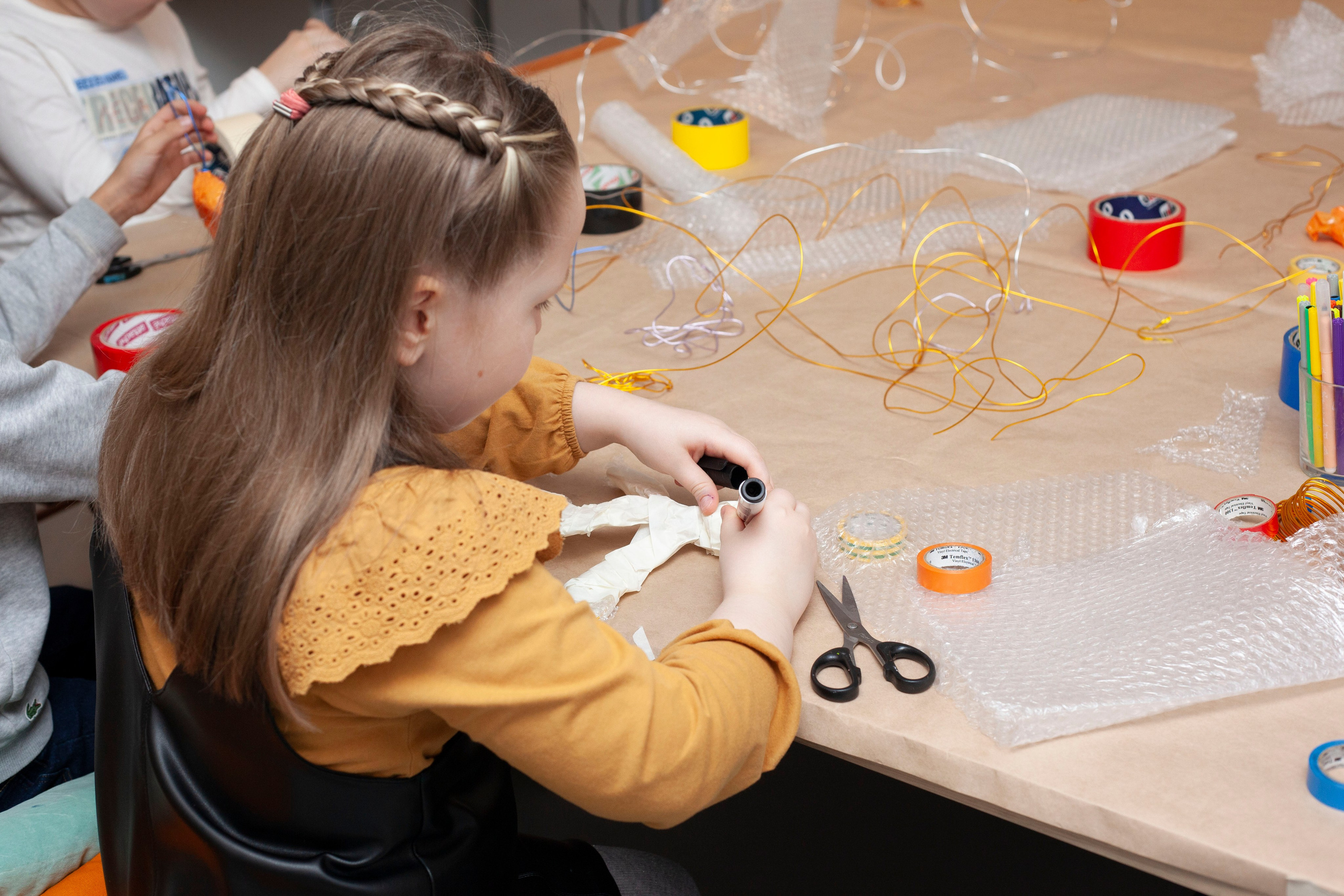 Детский мастер-класс в ММОМА. Stanislav Baryshev — People. Emotions. Atmosphere