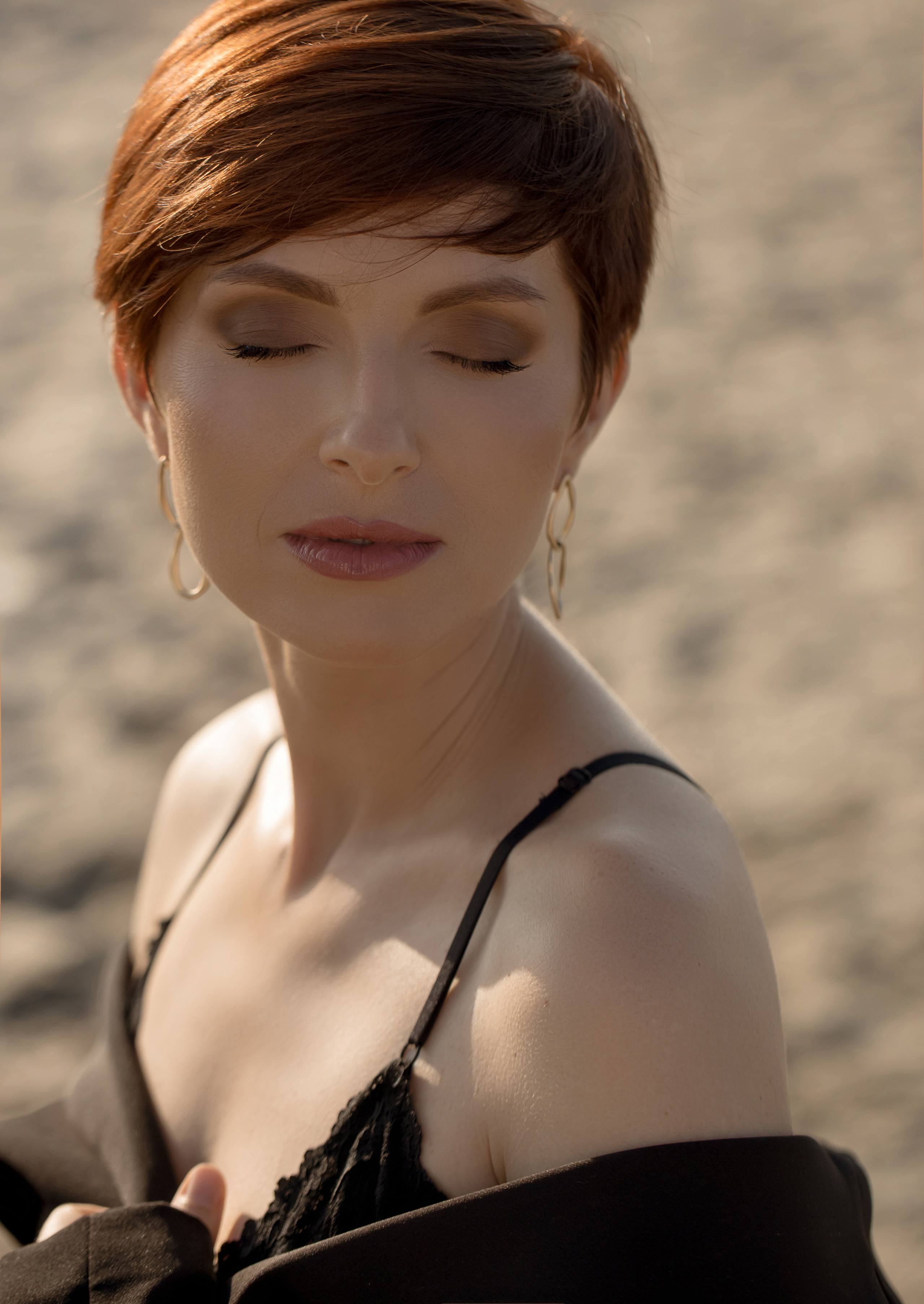 Ирина. Фотограф в Крыму. Персональные фотосессии. Контент-съёмки