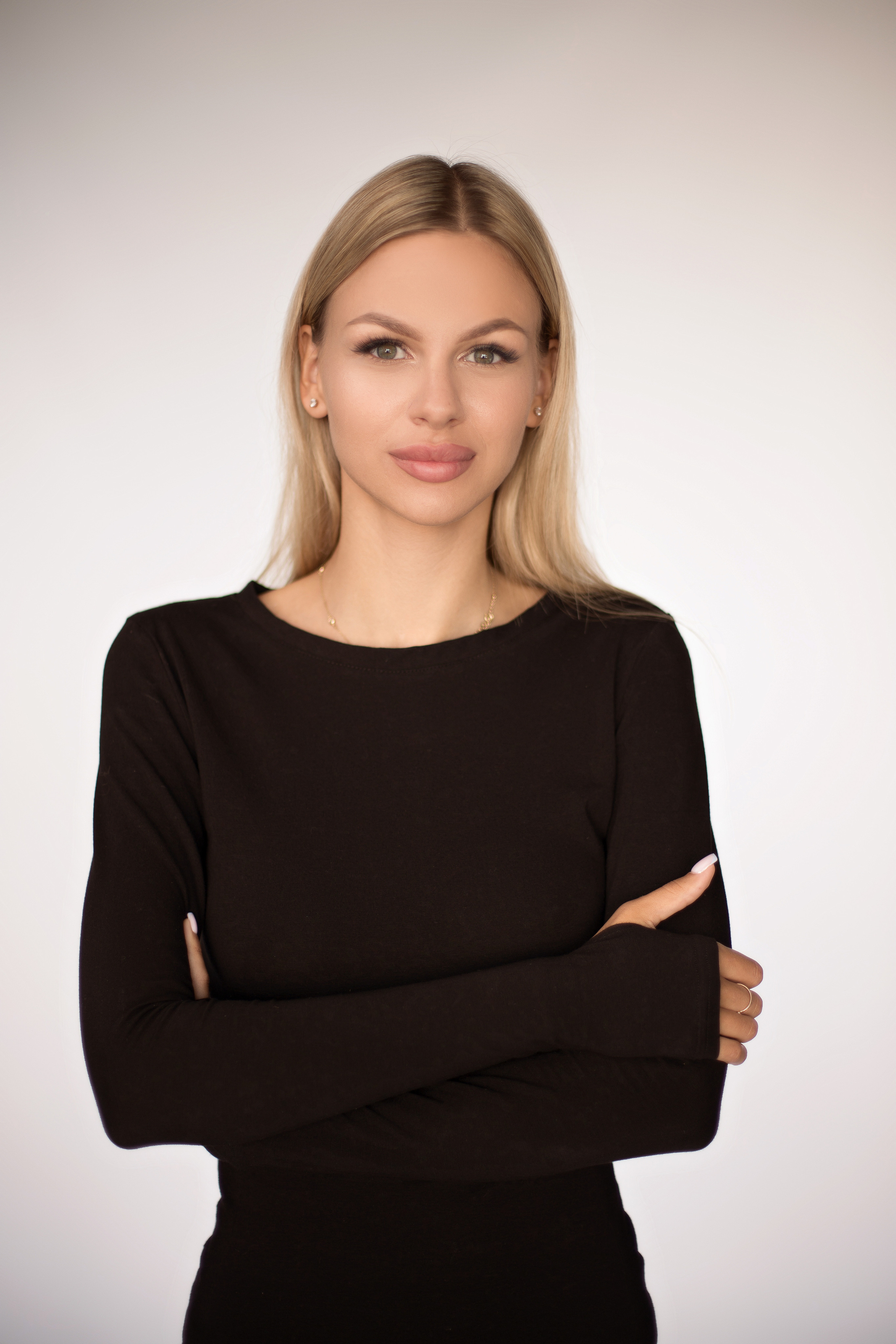 Даша. Фотограф в Крыму. Персональные фотосессии. Контент-съёмки