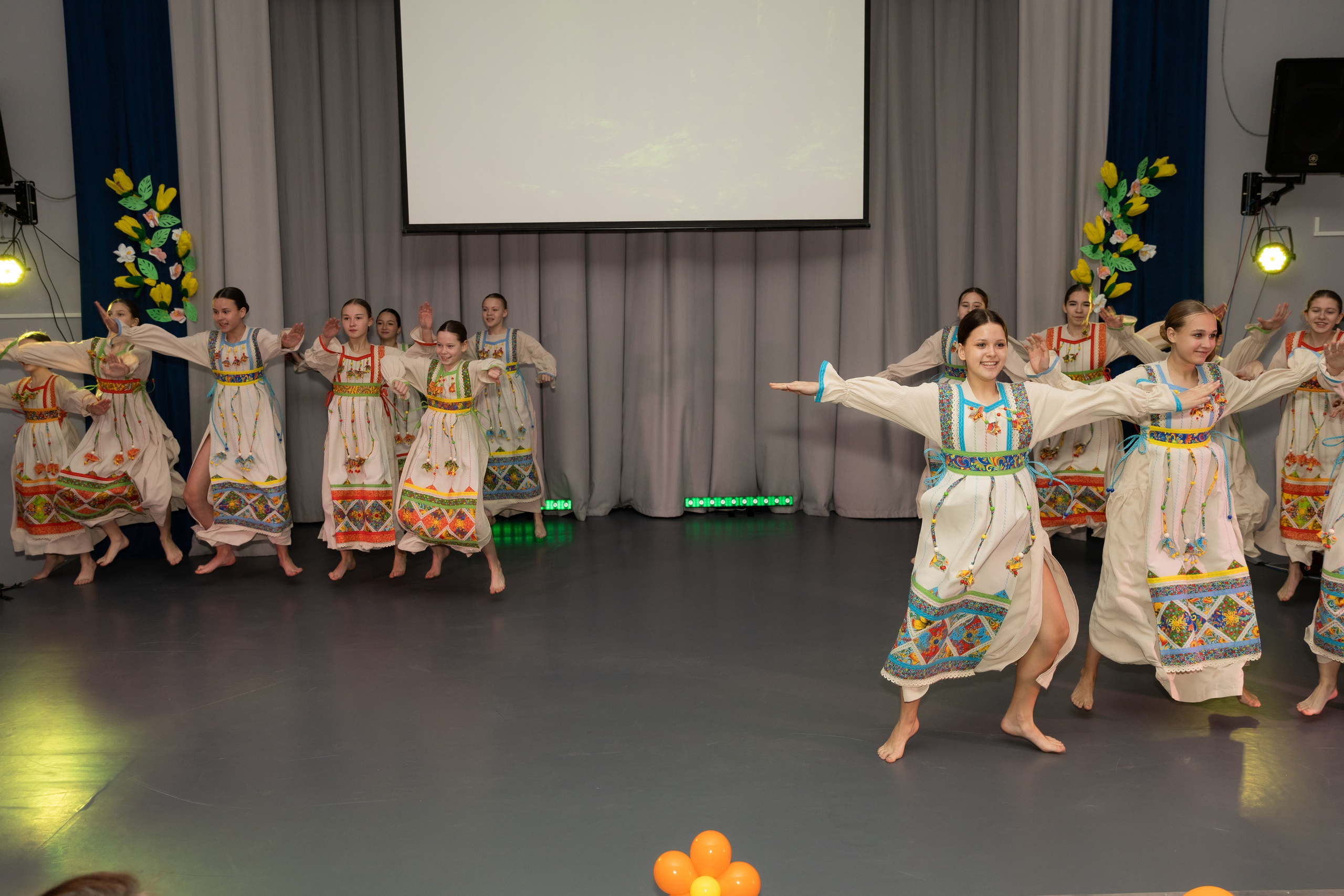 Танцевальный коллектив. Рыжий Фотограф Иркутск