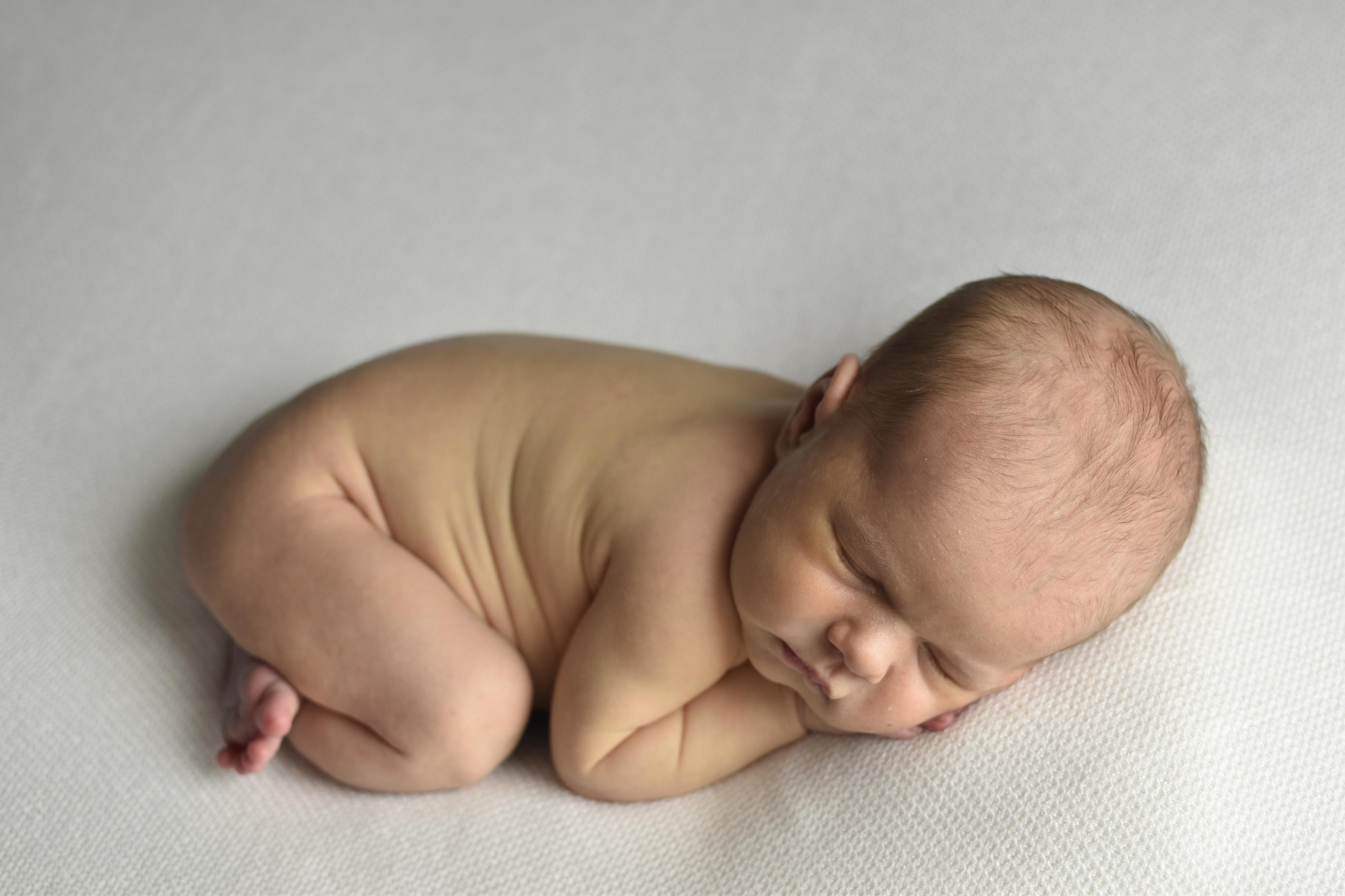 Домашняя. Фотограф новорожденных Алеся Парфёнова