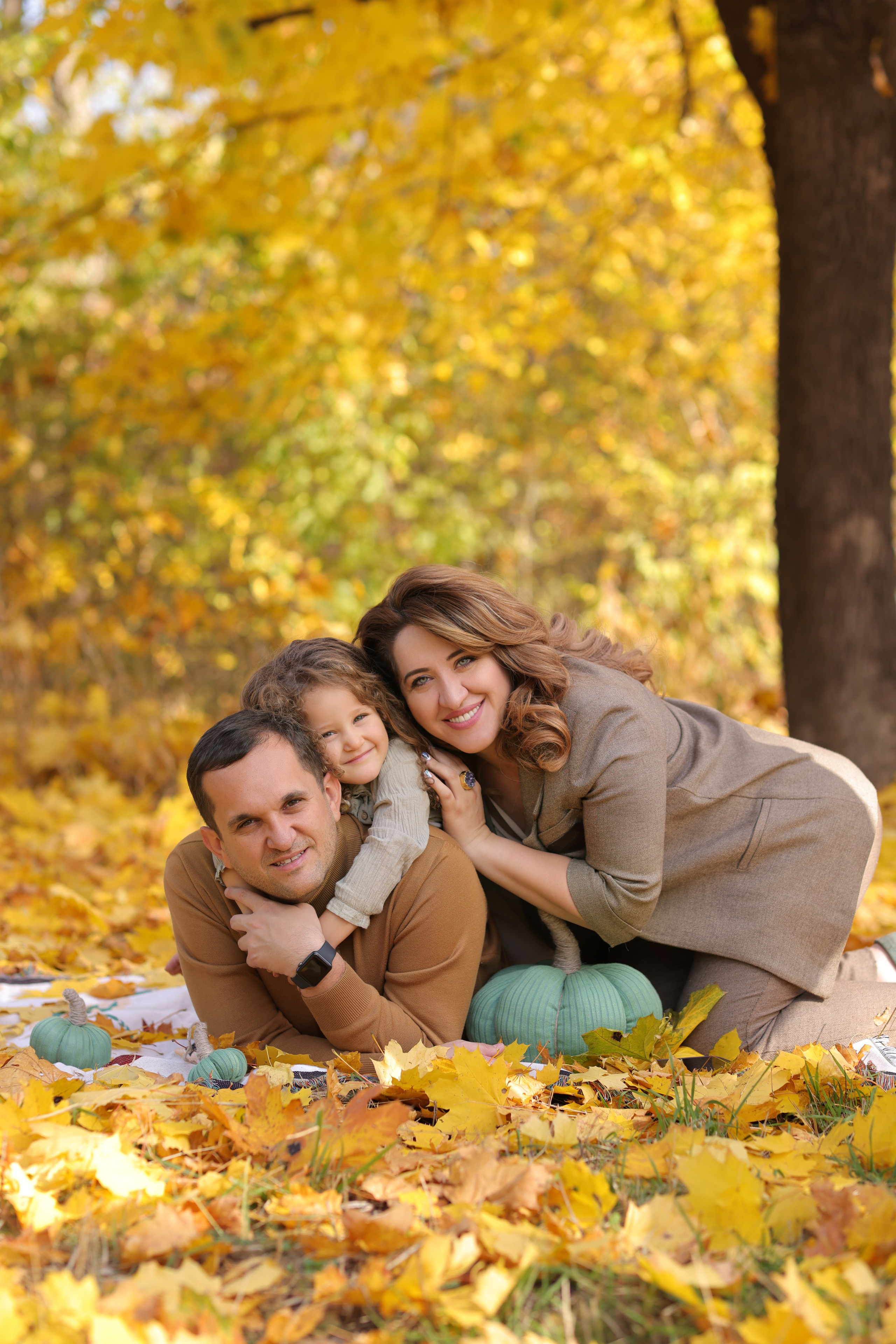Семейная осенняя фотосессия — Светлана, Аслан и Лора. Анна Бондарева — детский и семейный фотограф, обучение фотографии. Кавказские Минеральные Воды, Пятигорск