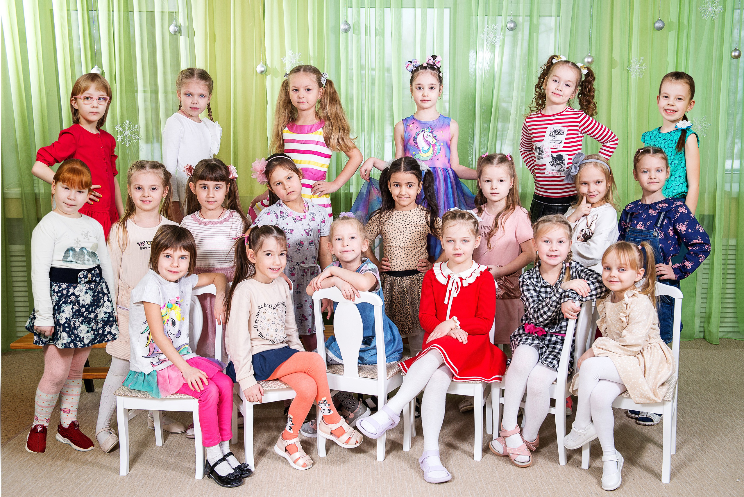 Групповые и общие фотографии. Детский сад. Выпускные альбомы. Предметная и контент съёмка. Фотостудия Klass