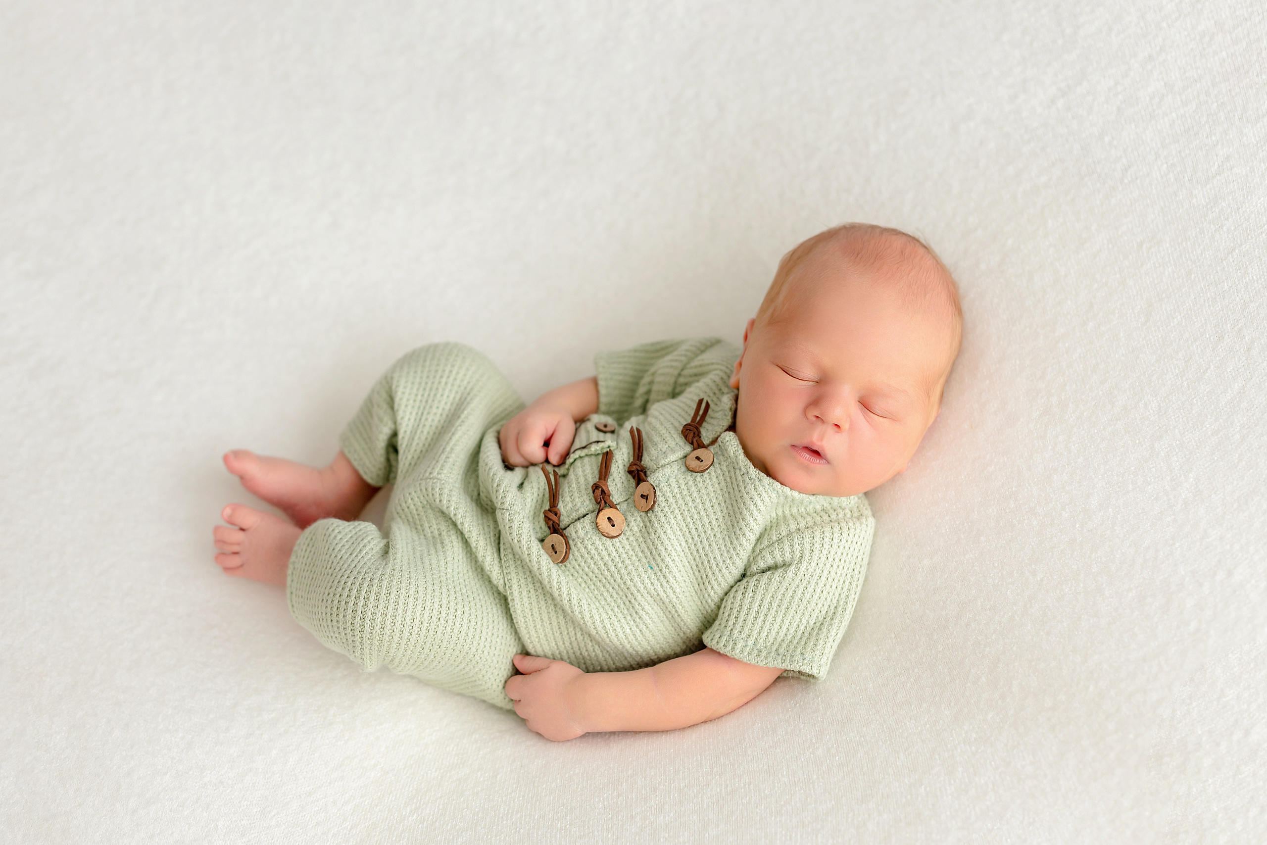 Новорожденные до 28 дней. Фотограф новорожденных в Тюмени