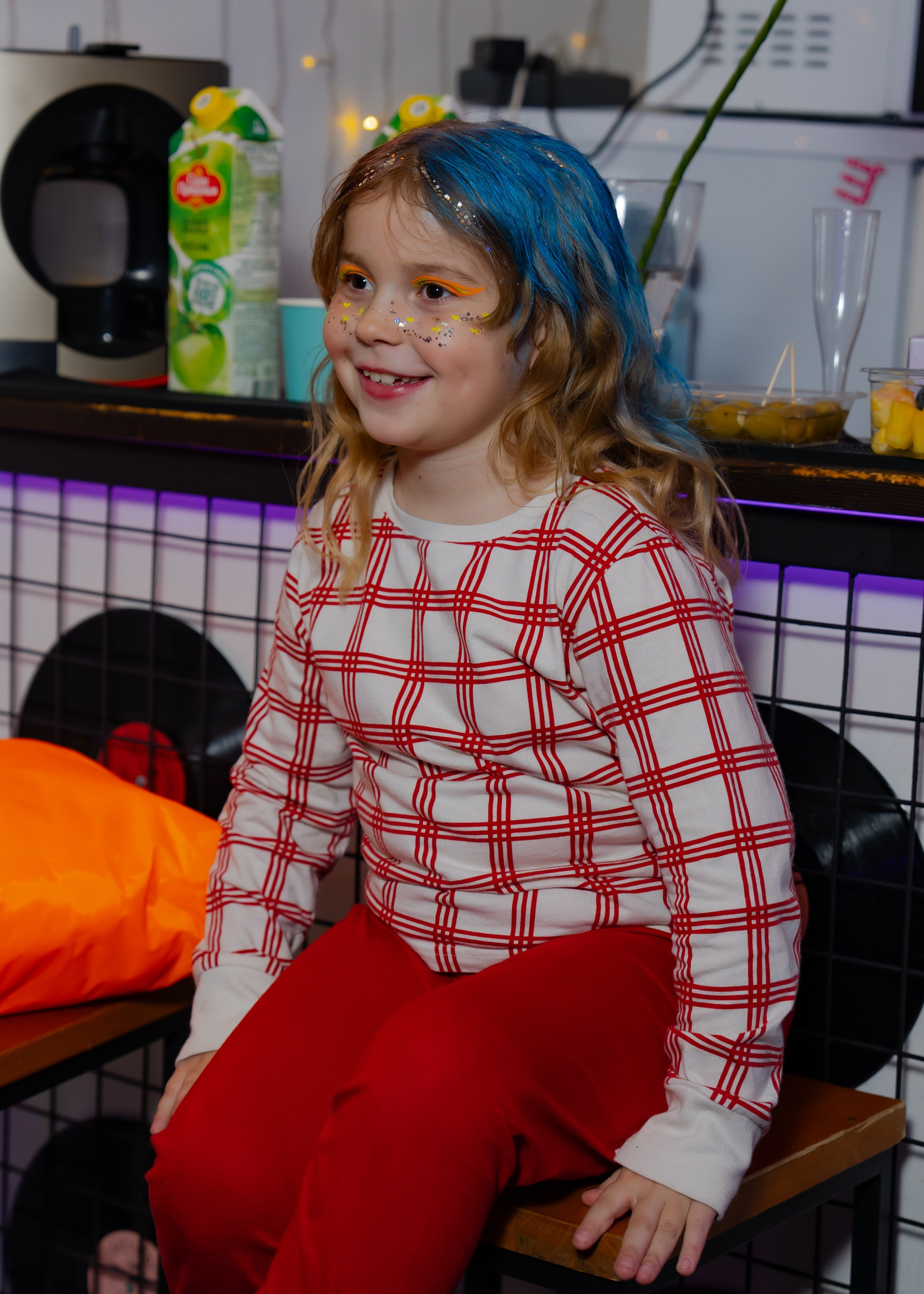 Битва подушками. Крамер Юлиана детский и семейный фотограф