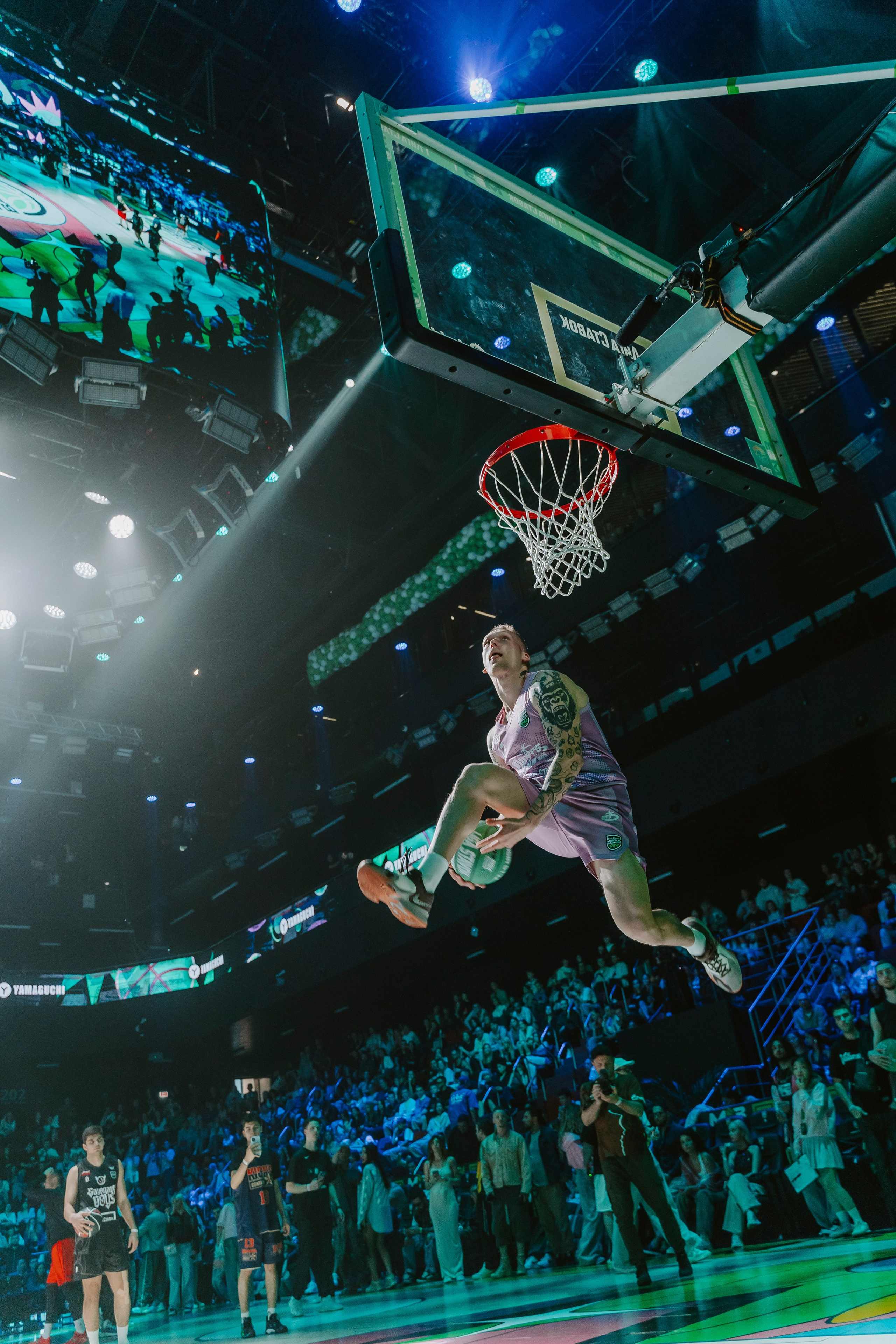 MEDIABASKET x LIGASTAVOK. Фотограф первого впечатления