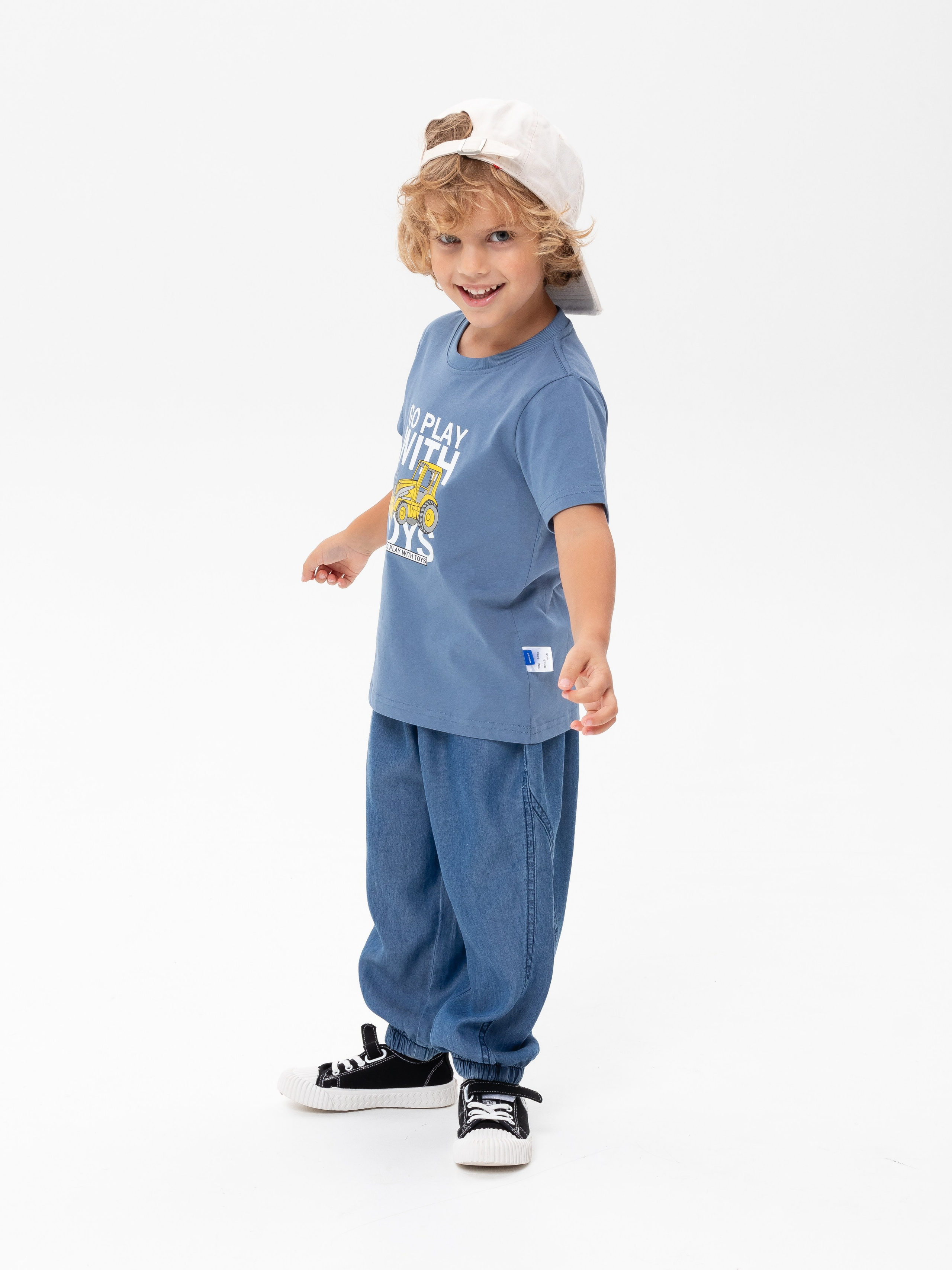 Футболки и носки. Фотограф в Краснодаре Арина Кудряшова