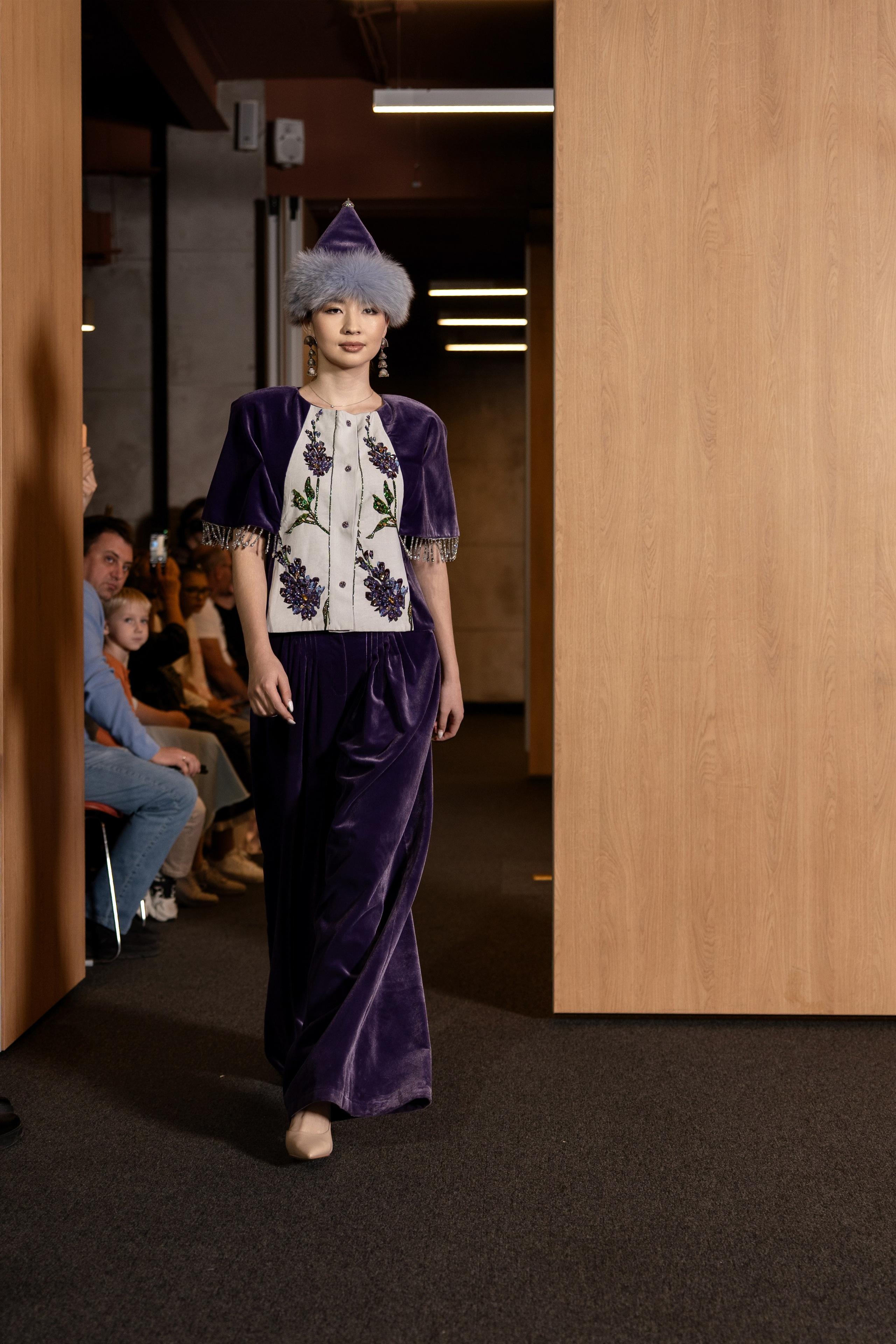 Brand Gulnur Atelier. Сайт Алматинского НЮ АРТ, будуар и фэшн фотографа Дениса Карпенко