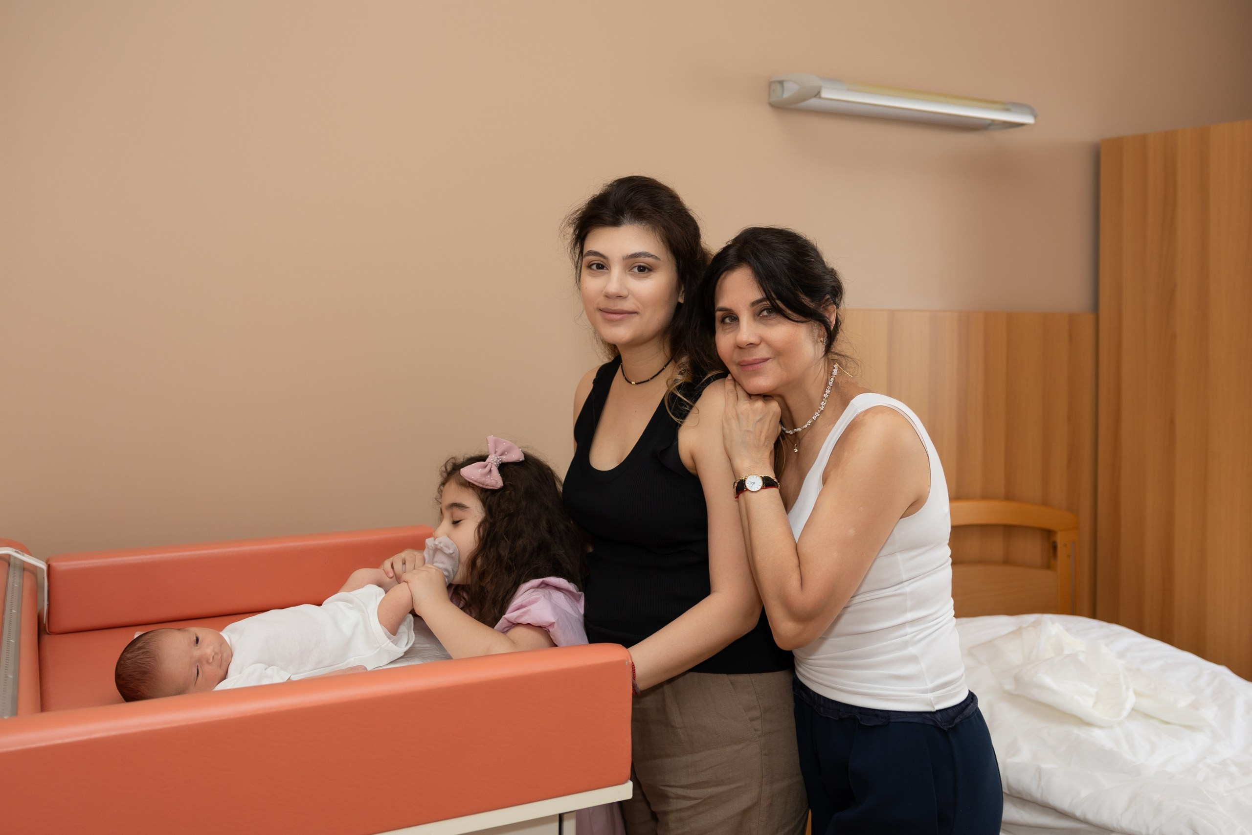 Выписка из роддома. Семейный и детский фотограф в Москве Орешина Юлия