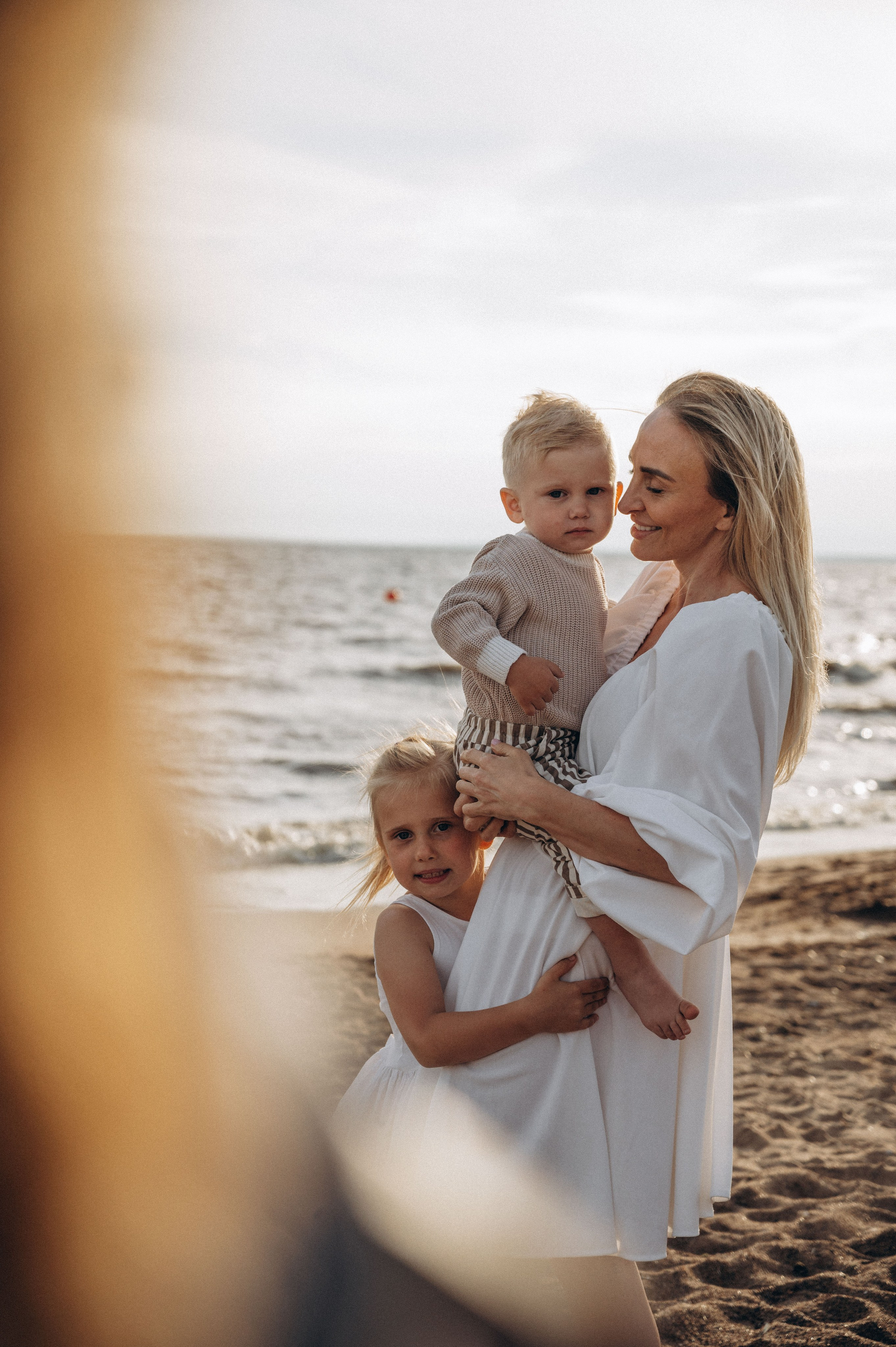 Юлия. Профессиональный фотограф беременности в СПБ. Стильные фотосессии беременности в стиле минимализм и классическая фотография