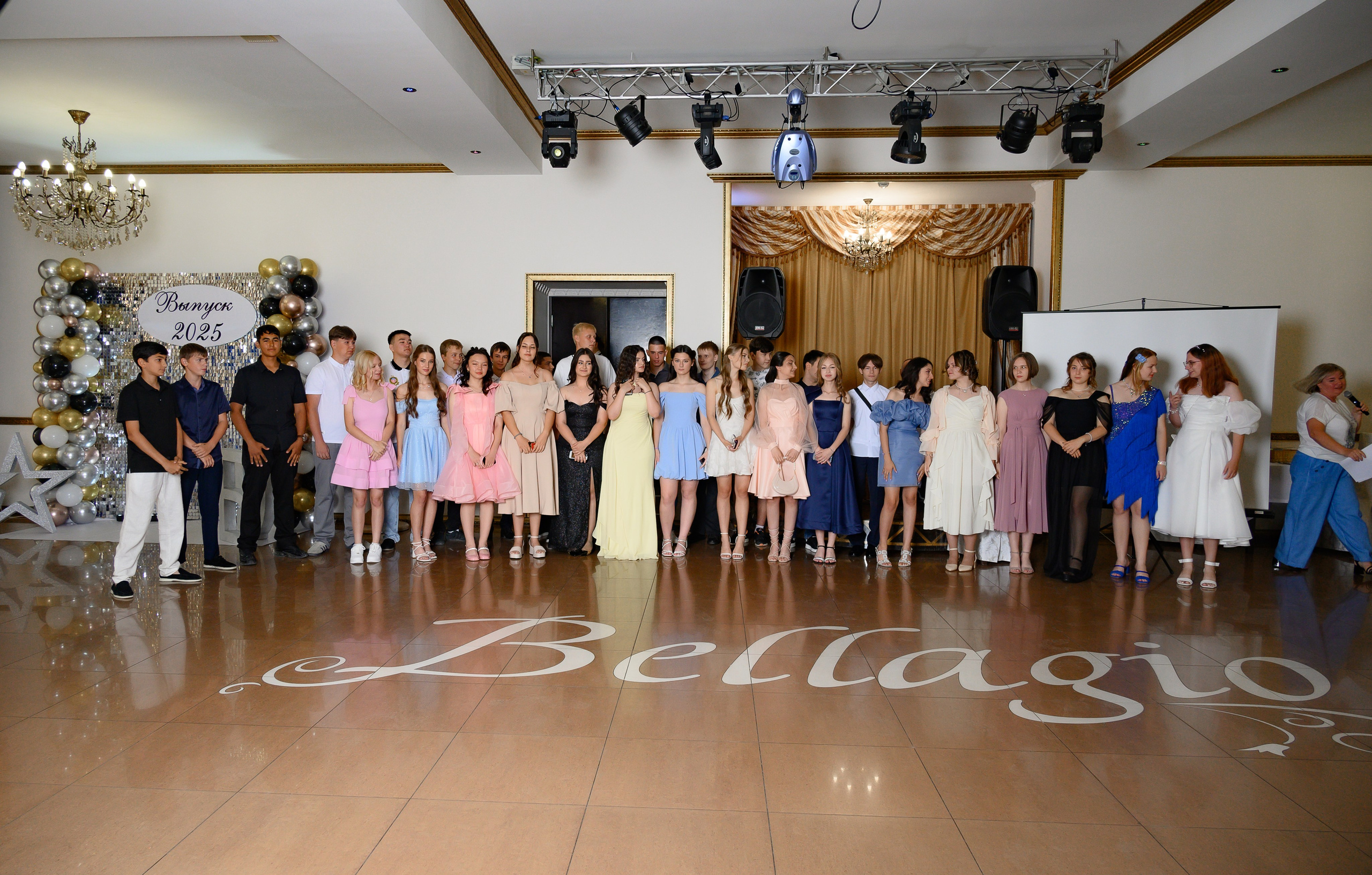 Выпускной 2025 9 кл. Семейный и детский фотограф в Новороссийске Лебедева Елена