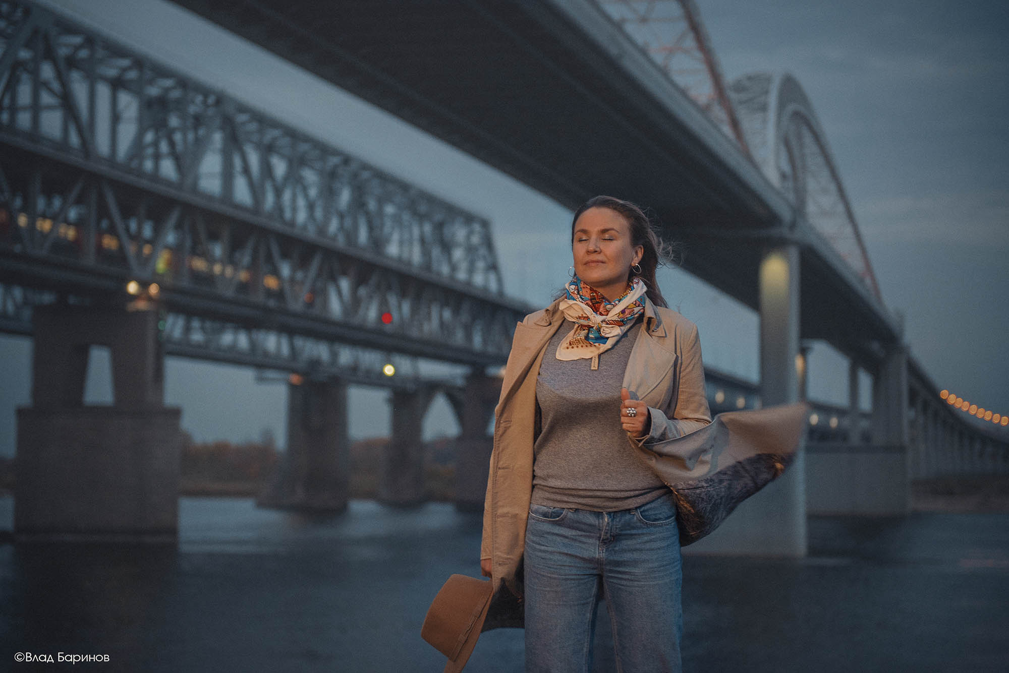 осенняя фотосессия в ночном городе