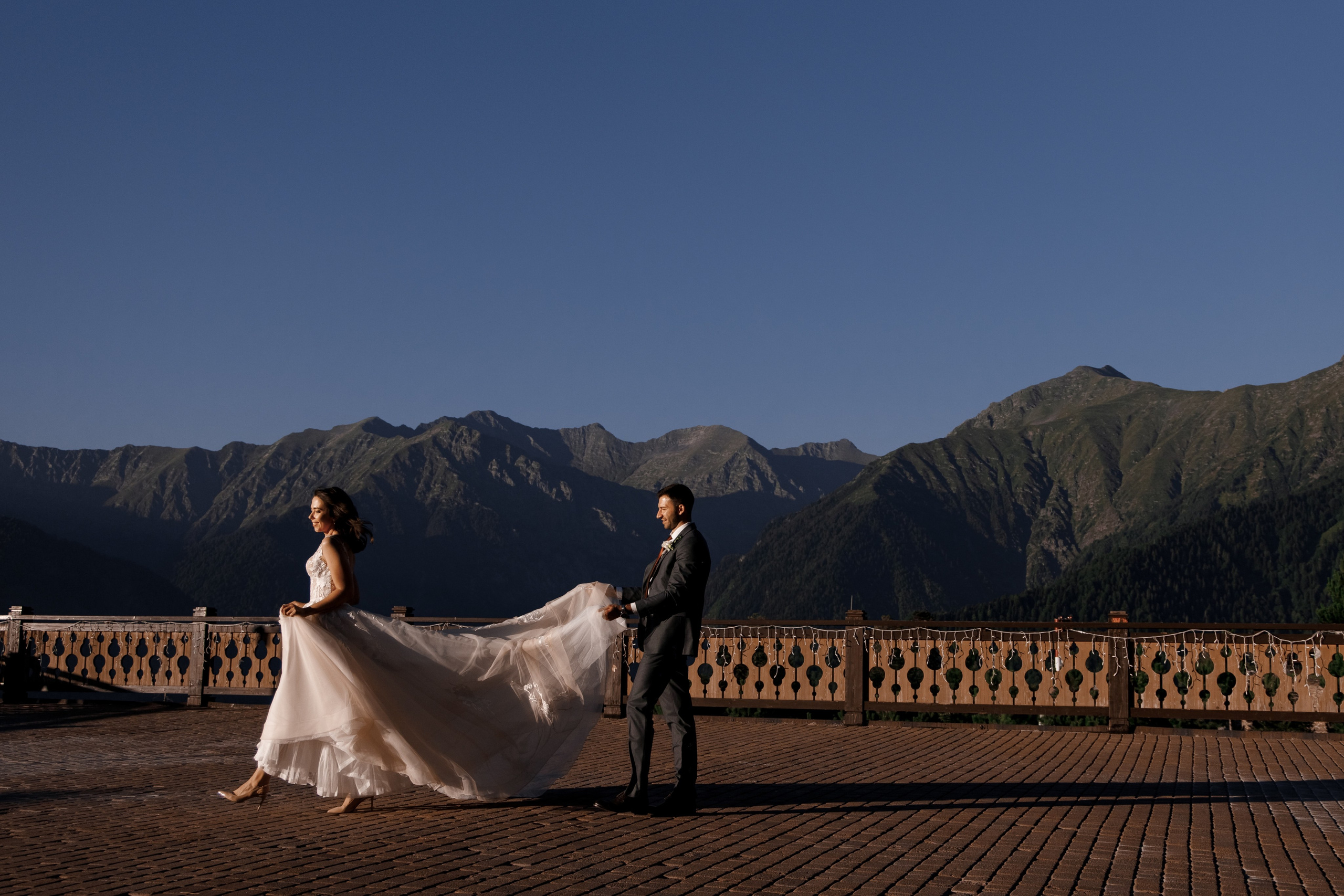 Выездная церемония & регистрация в Абхазии, на море и в горах. Свадебный фотограф в Абхазии, Сухум, Гагра, Сочи