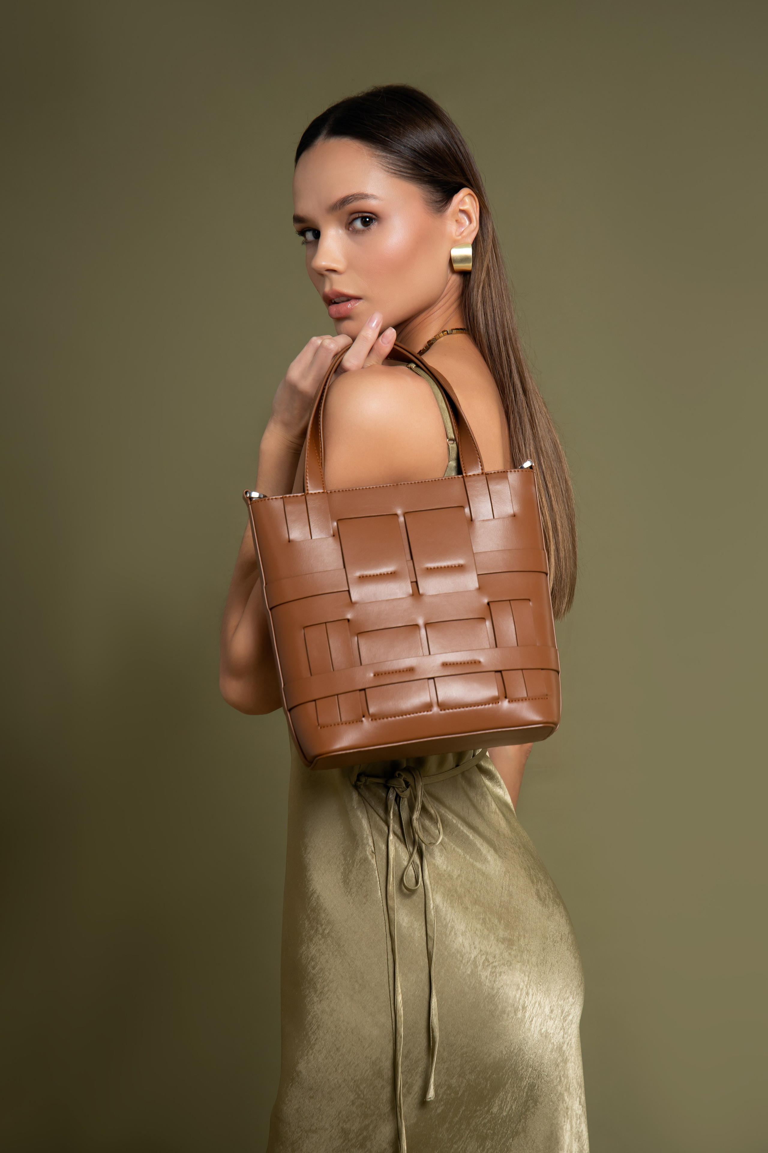 Greenhall. Предметный фотограф Артём Йома