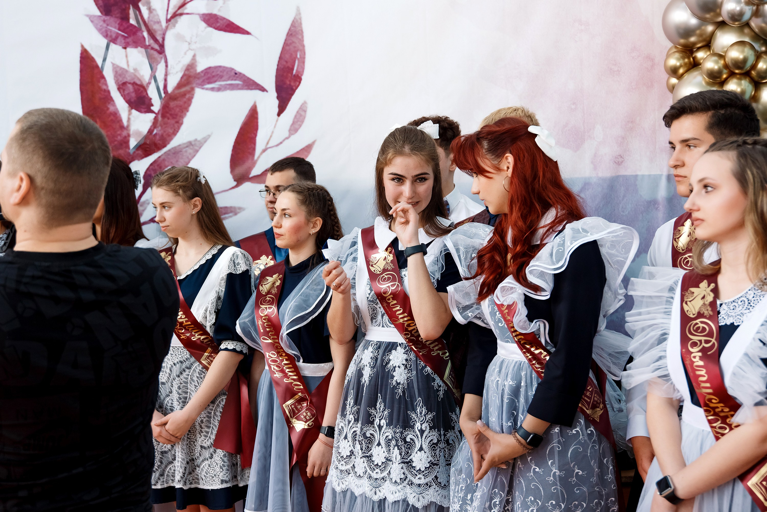 11 класс Последний звонок. Фотограф Любовь Корниенко, Примоский край