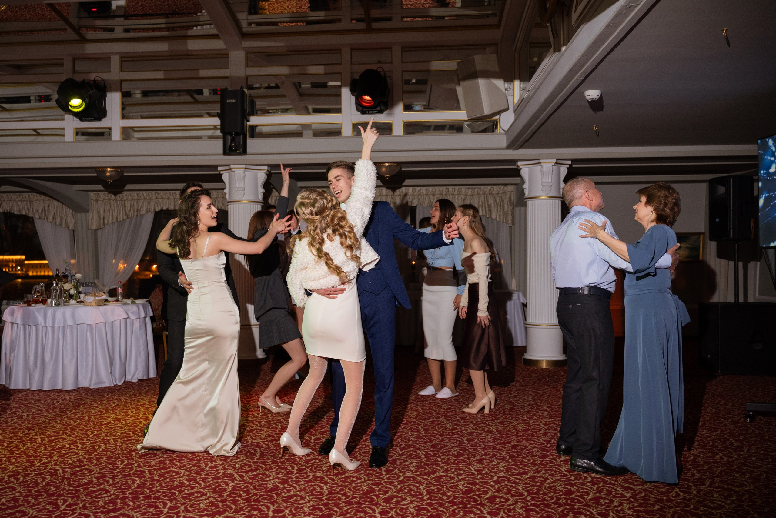 Лев и Наталья | 27.04.24. Свадебный фотограф в Санкт-Петербурге Владислава Тюльпина