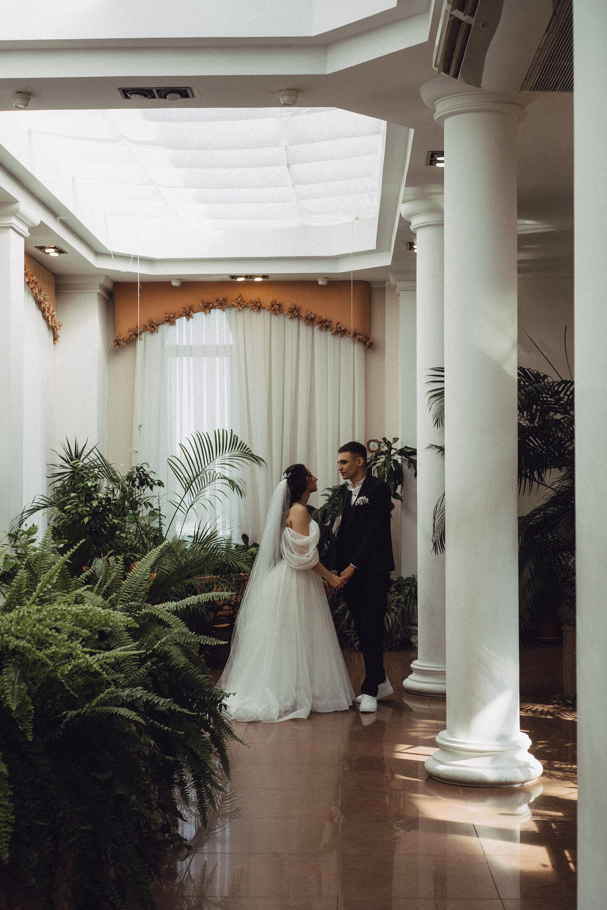 СВАДЕБНАЯ СЬЕМК В ПАРКЕ 300-ЛЕТИЯ. Профессиональный фотограф, Санкт-Петербург — Виктория Богомолова