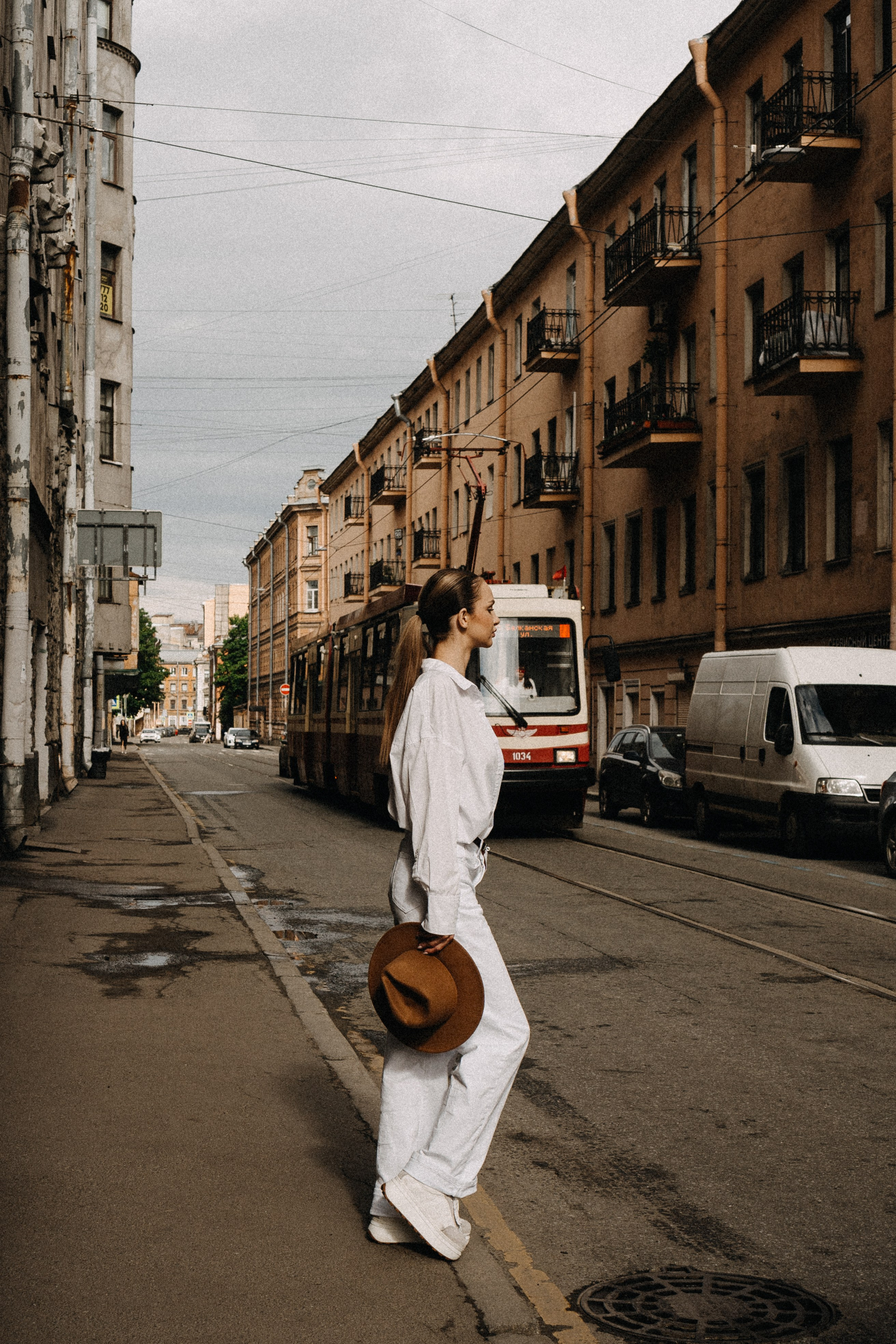МЫ ГУЛЯЛИ ПРО КРЫШАМ ПИТЕРА. Профессиональный фотограф, Санкт-Петербург — Виктория Богомолова