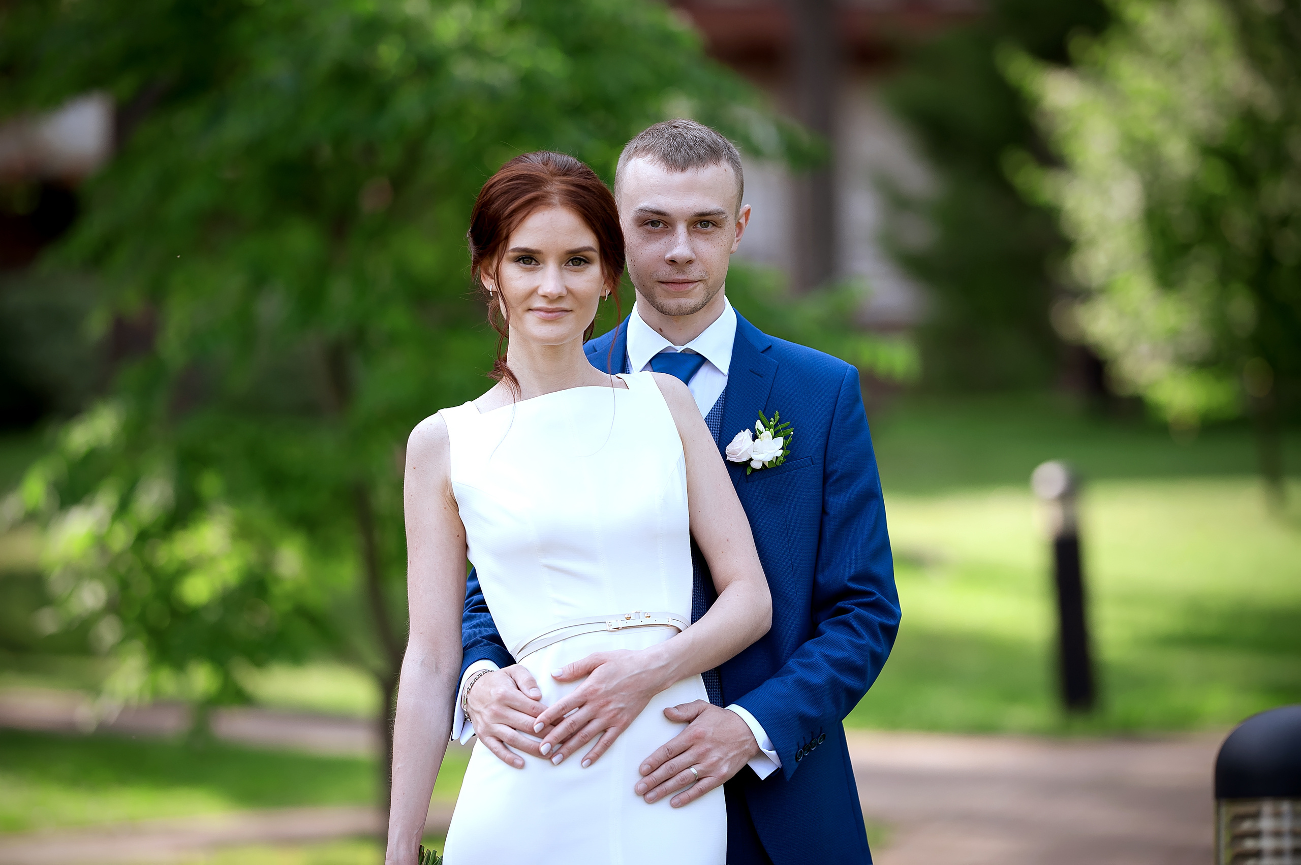 Утро невесты в Конгресс-отеле Ареал с фотосессией в парке Сад будущего. Свадебный и семейный фотограф Виктория Носачёва. Щелково, Москва и МО