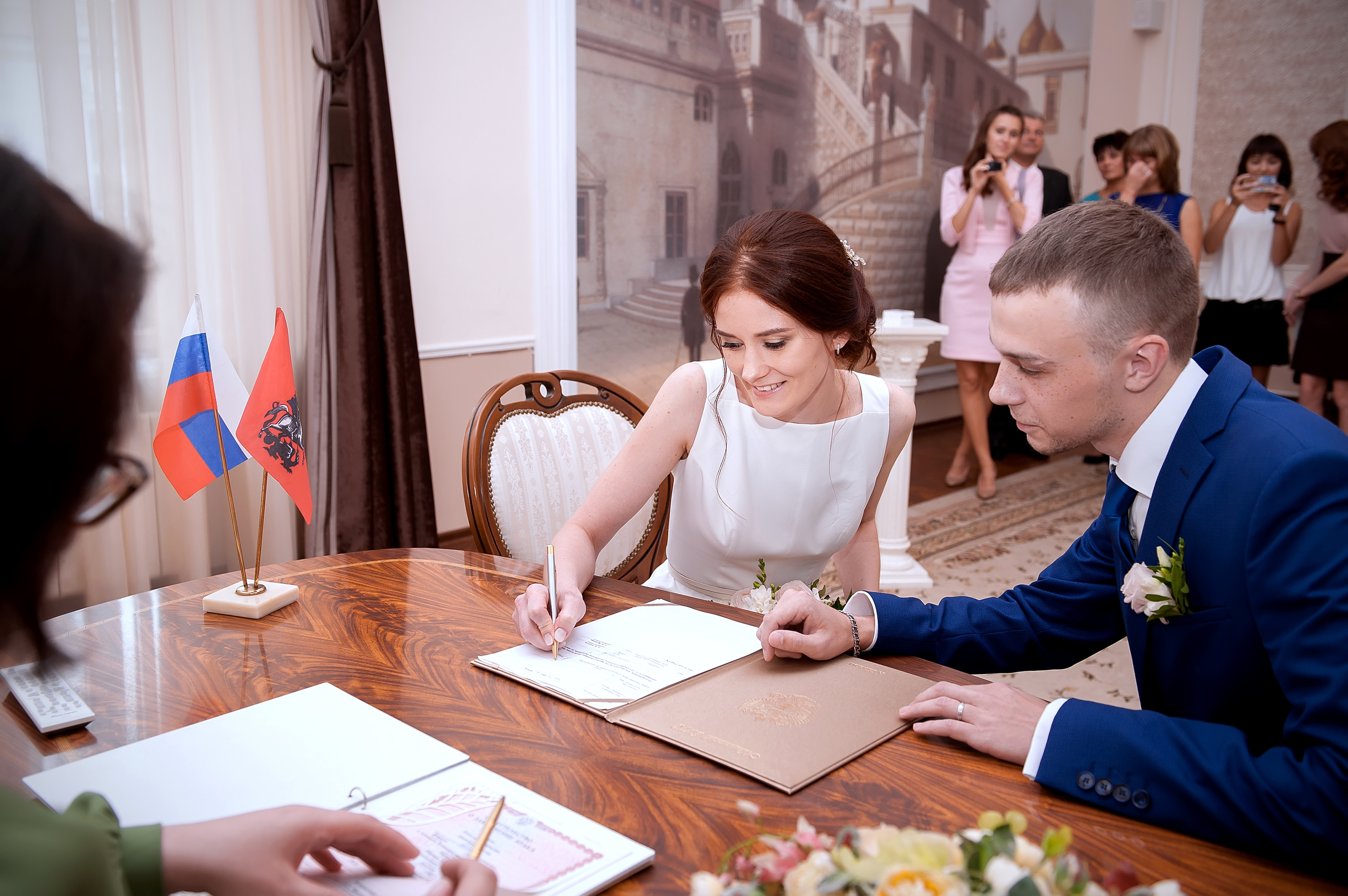 Мещанский ЗАГС. Свадебный фотограф Виктория Носачёва.