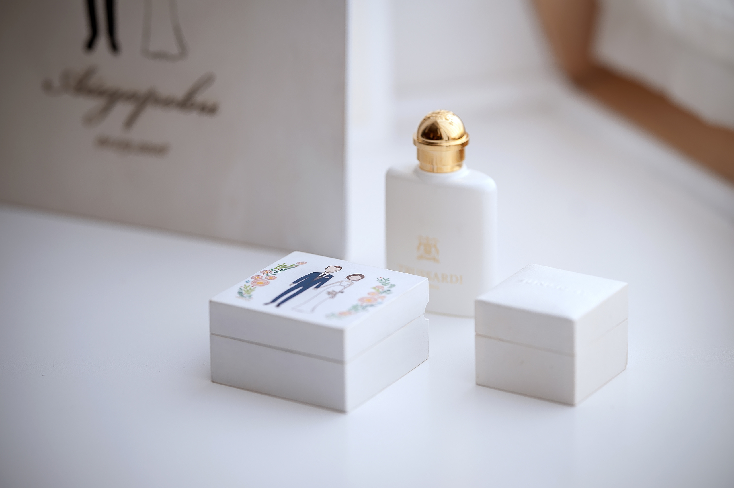 Утро невесты в Конгресс-отеле Ареал с фотосессией в парке Сад будущего. Свадебный и семейный фотограф Виктория Носачёва. Щелково, Москва и МО