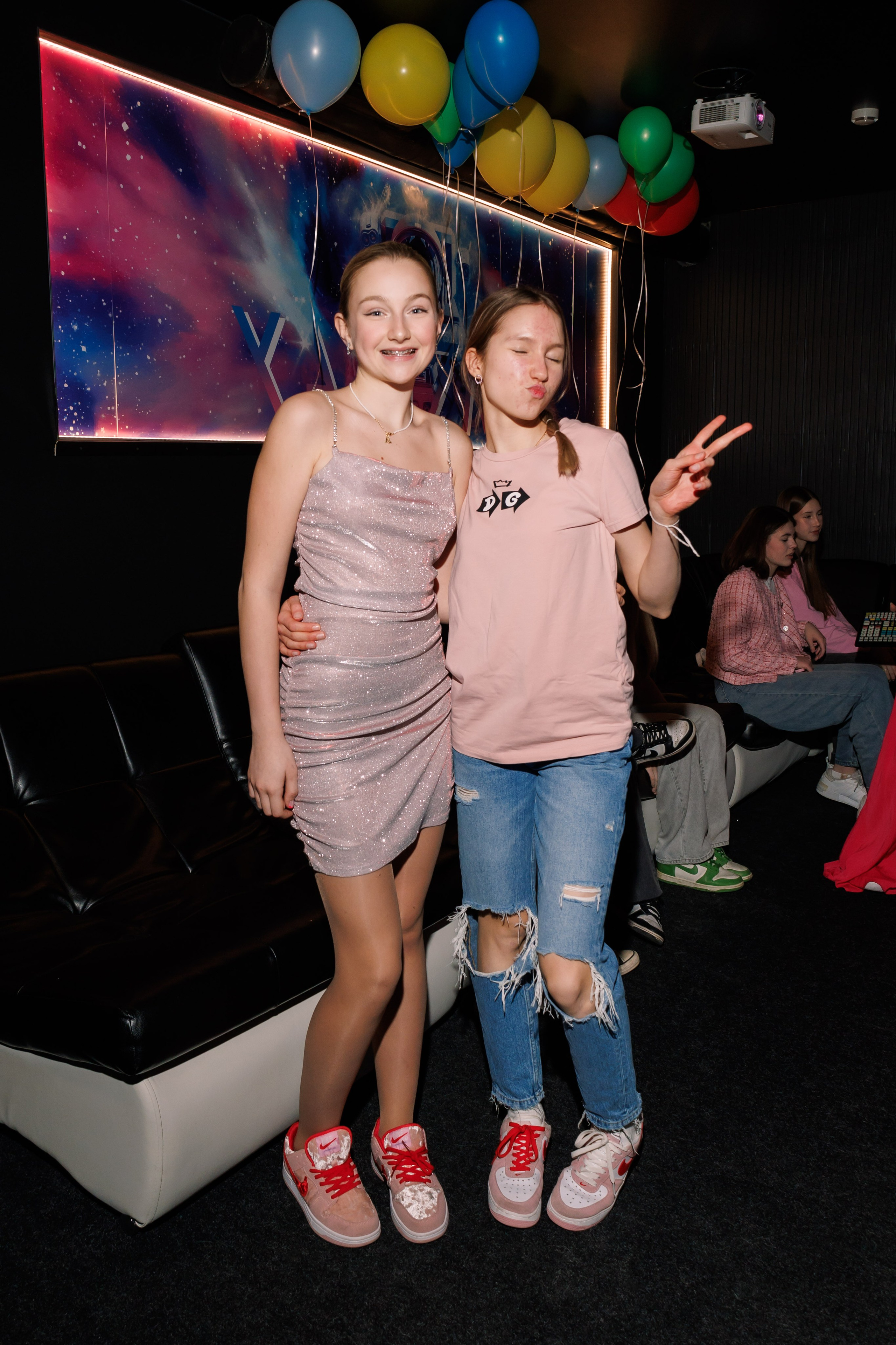 День Рождения в караоке. Фотограф в Москве Дмитрий Емельянов