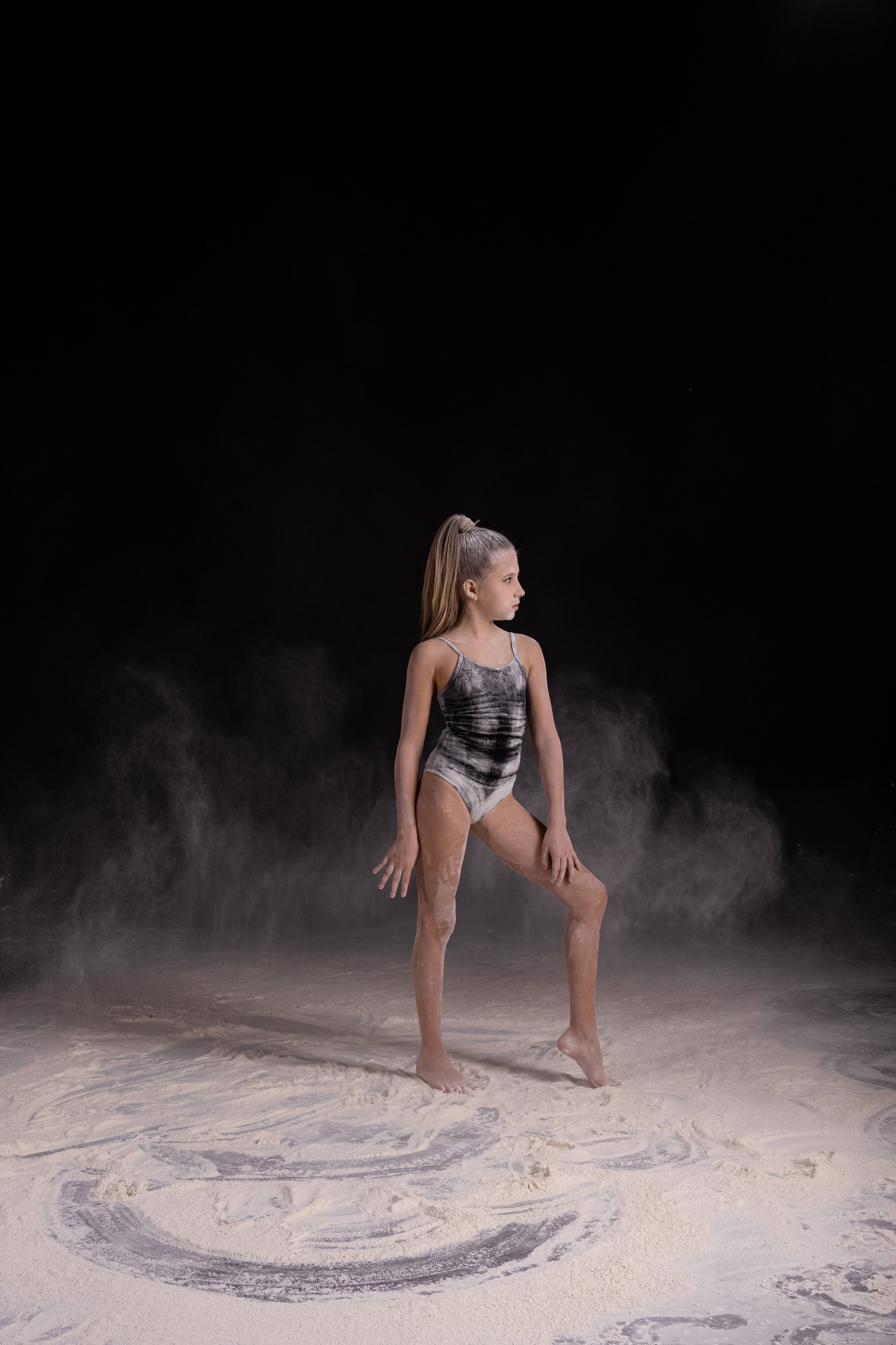 Александра фотосессия с мукой. Семейный, детский фотограф в Твери Кираева Лилия