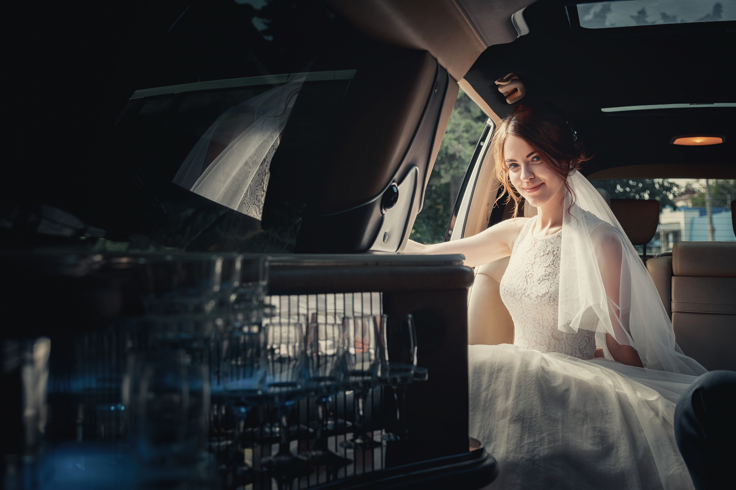 Свадебный фотограф в Краснодаре. Свадебные фотосессии. Love-story. Молодожены. Свадьба. Невеста в лимузине