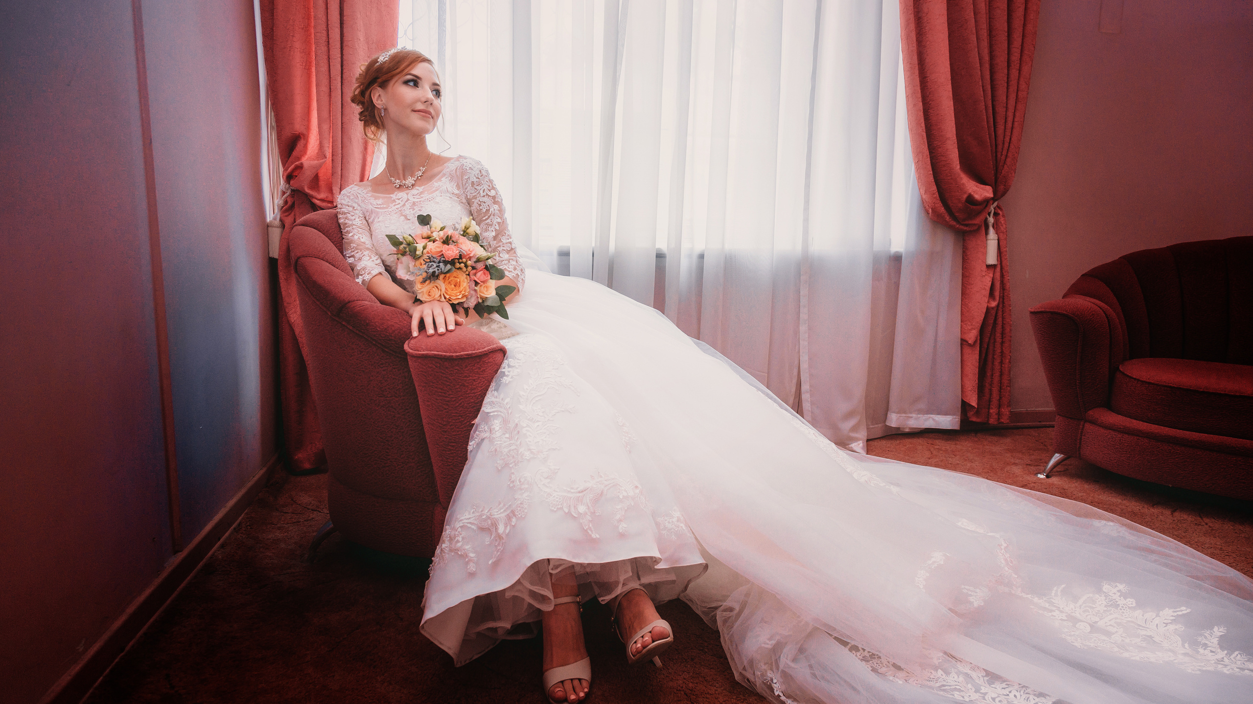 Свадебный фотограф в Краснодаре. Свадебные фотосессии. Love-story. Молодожены. Свадьба. Невеста во весь рост