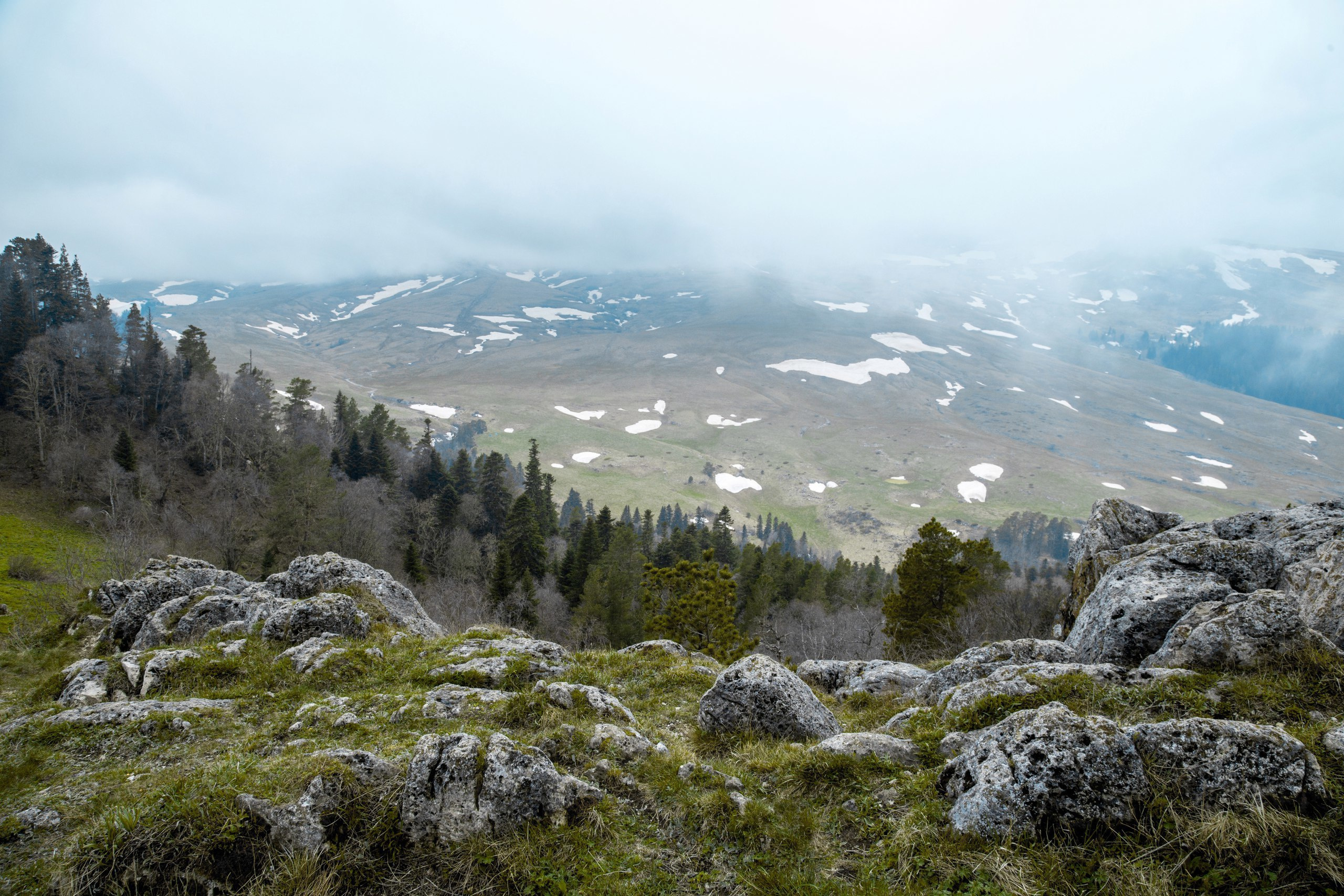 Пейзаж, природа, путешествие, воздух, красивые пейзажи прогулки,  travel-фотография, путешествующий фотограф, Россия, горы, плато Лаго-Наки, горный пейзаж