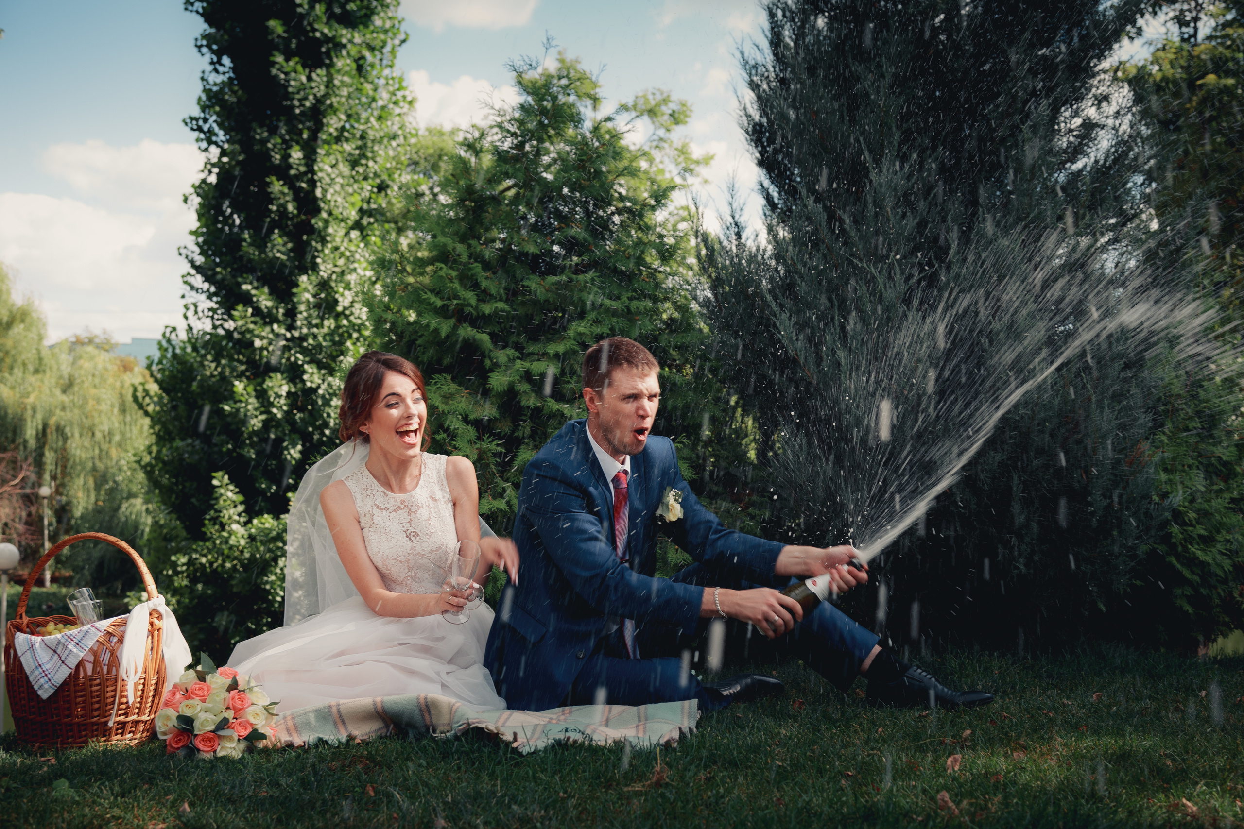 Свадебный фотограф в Краснодаре. Свадебные фотосессии. Love-story. Молодожены. Свадьба. Шампанское