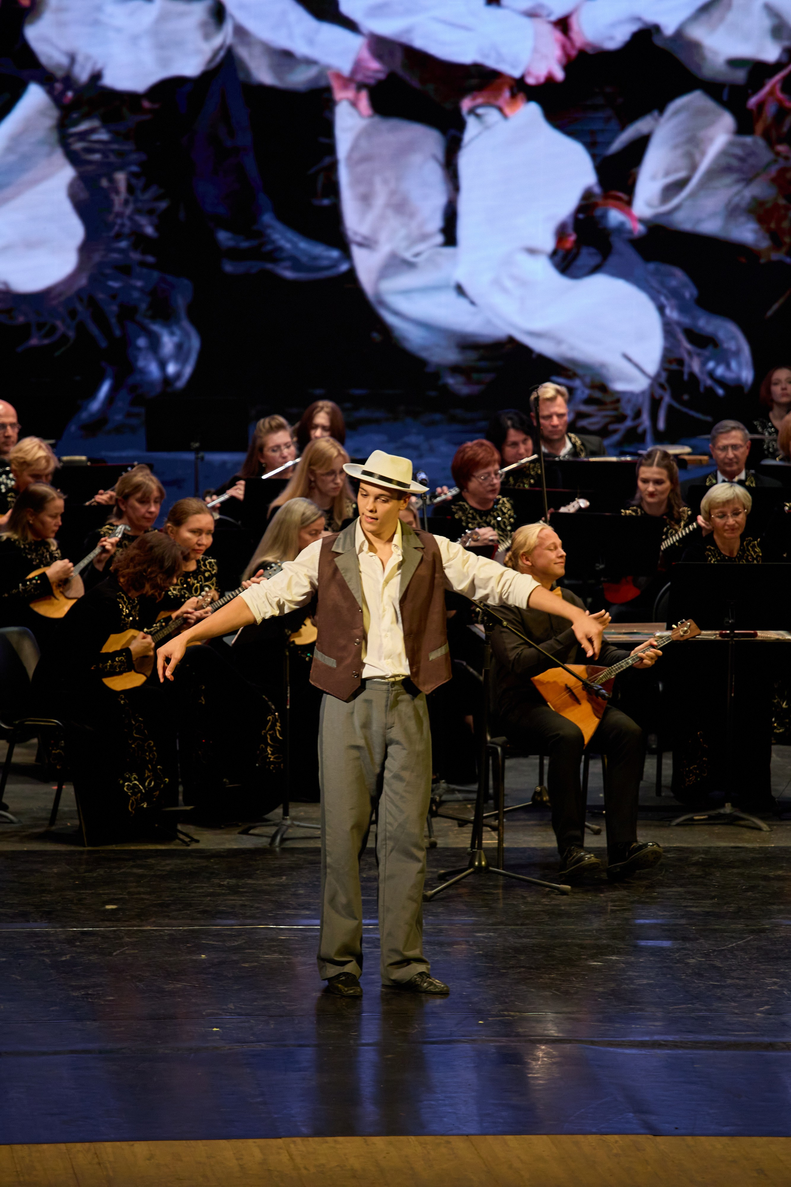 Филармония «Вокруг света в ритме танца». Фотограф Илья Прохоров в Кирове