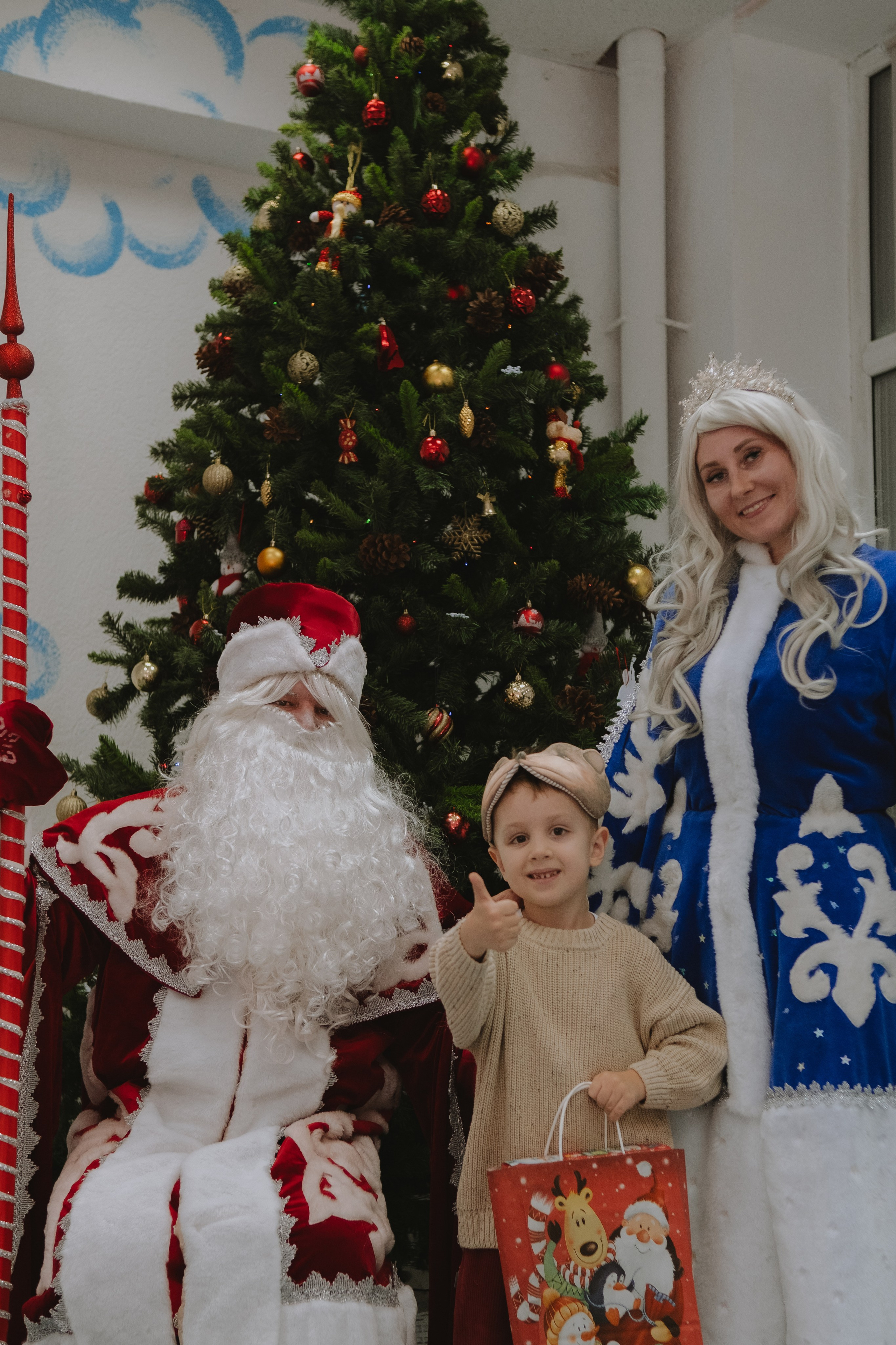 Мир знаний (Новогодний утренник). Serg_film