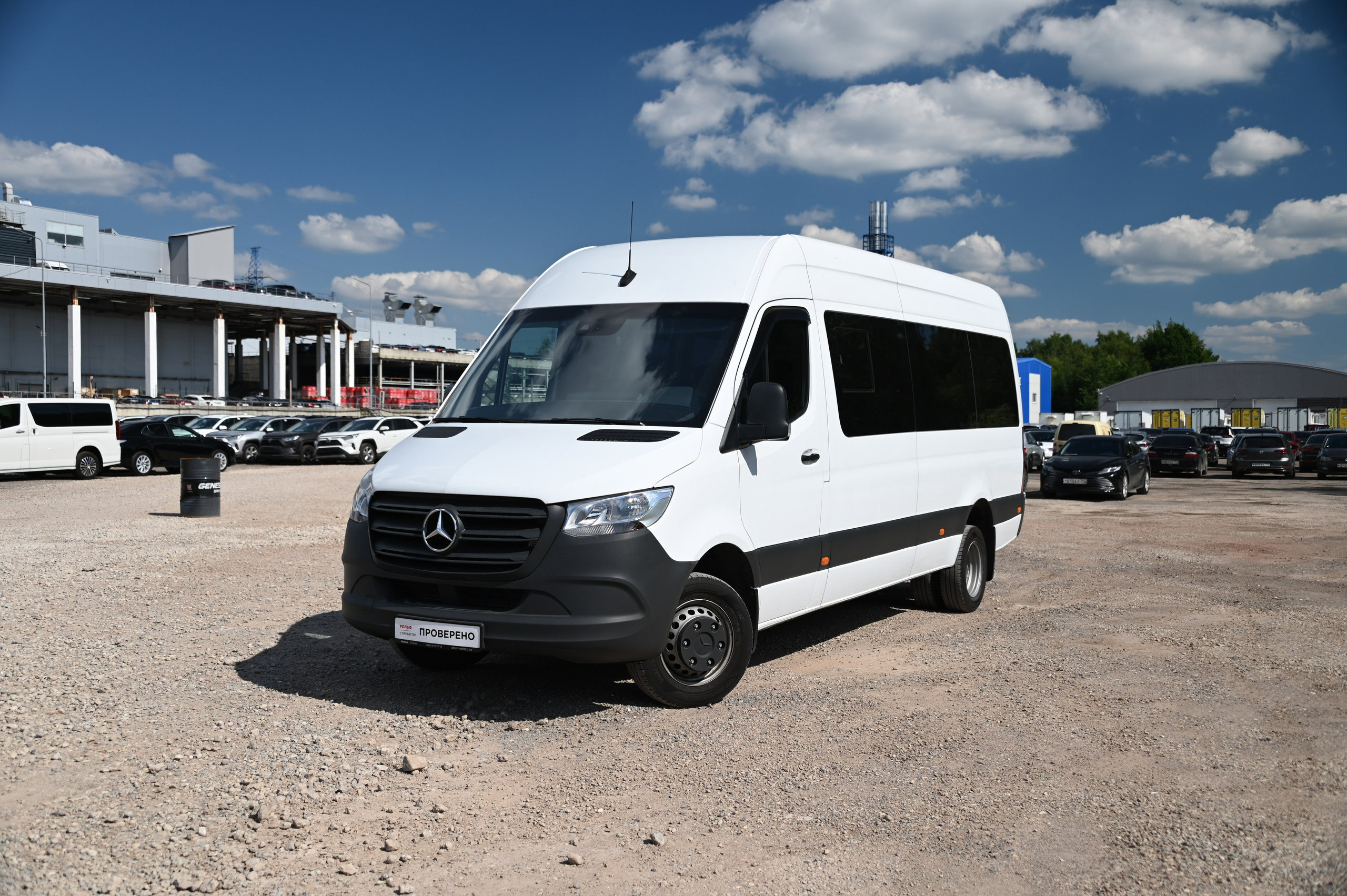 фото коммерческого транспорта мерседес