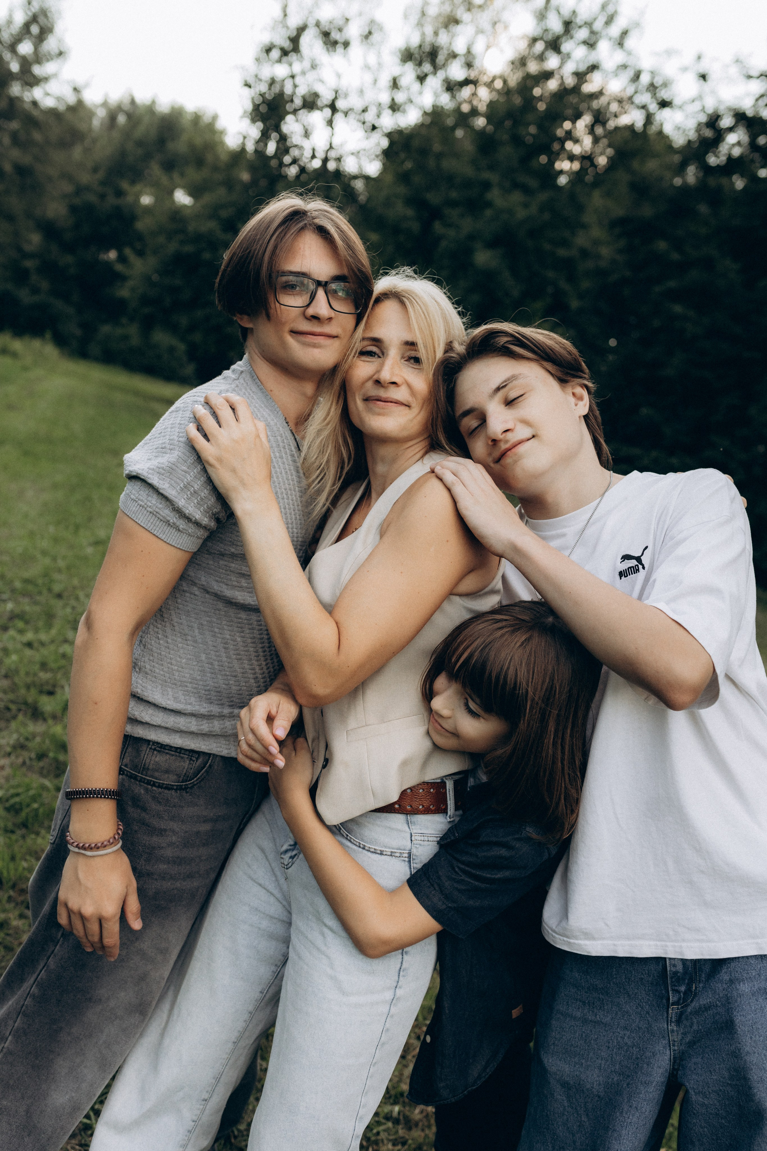 Наташа, Андрей, Эмиль, Стас, Ярослав и Арчи. Фотограф НОГИНСК, Москва, Анастасия Белая