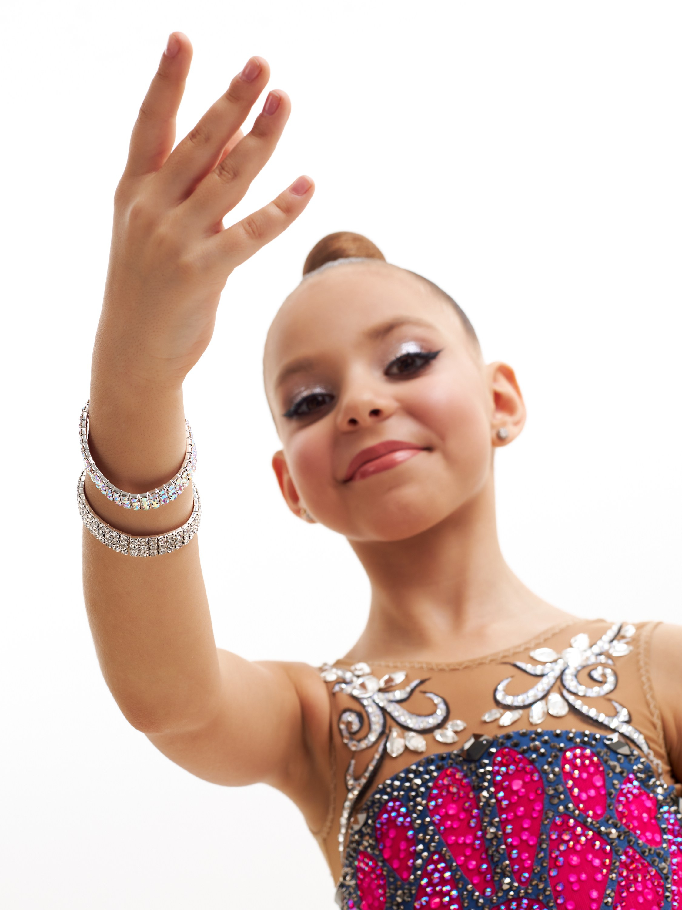 Фотосъемка украшений для волос Екатеринбург Wildberries ВБ Ozon Озон предметная съемка Екб заказать цена фотосъемка товара WB аксессуары. Фотограф Екатеринбург Анастасия Жерновская | Маркетплейсы и нейрофото