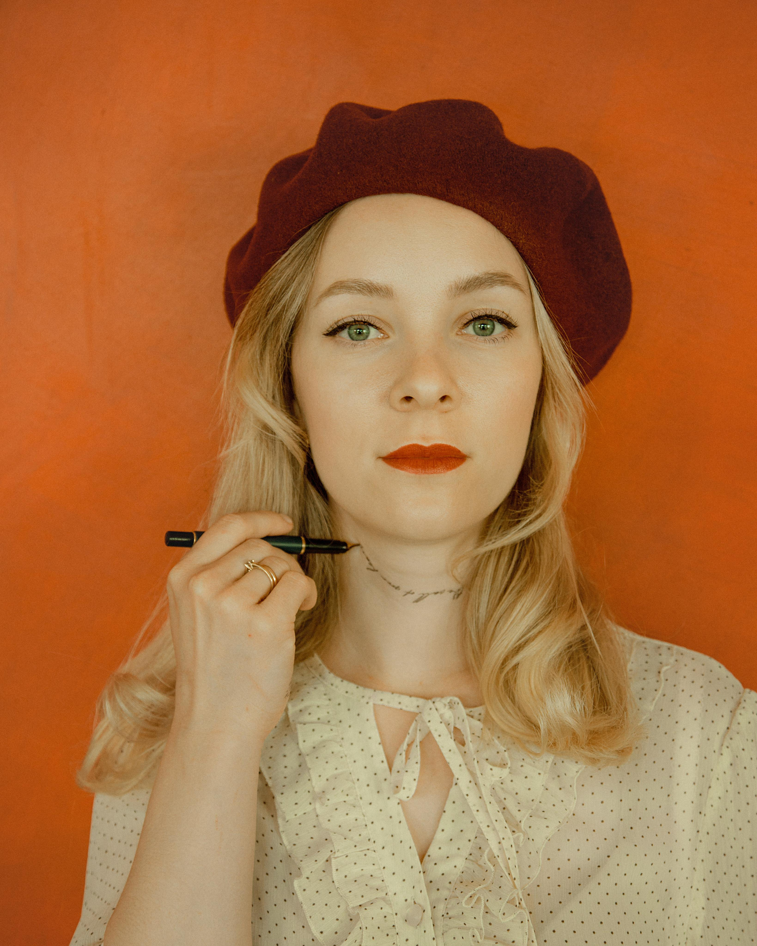 Detective story. Настя Арзуманова, фотограф