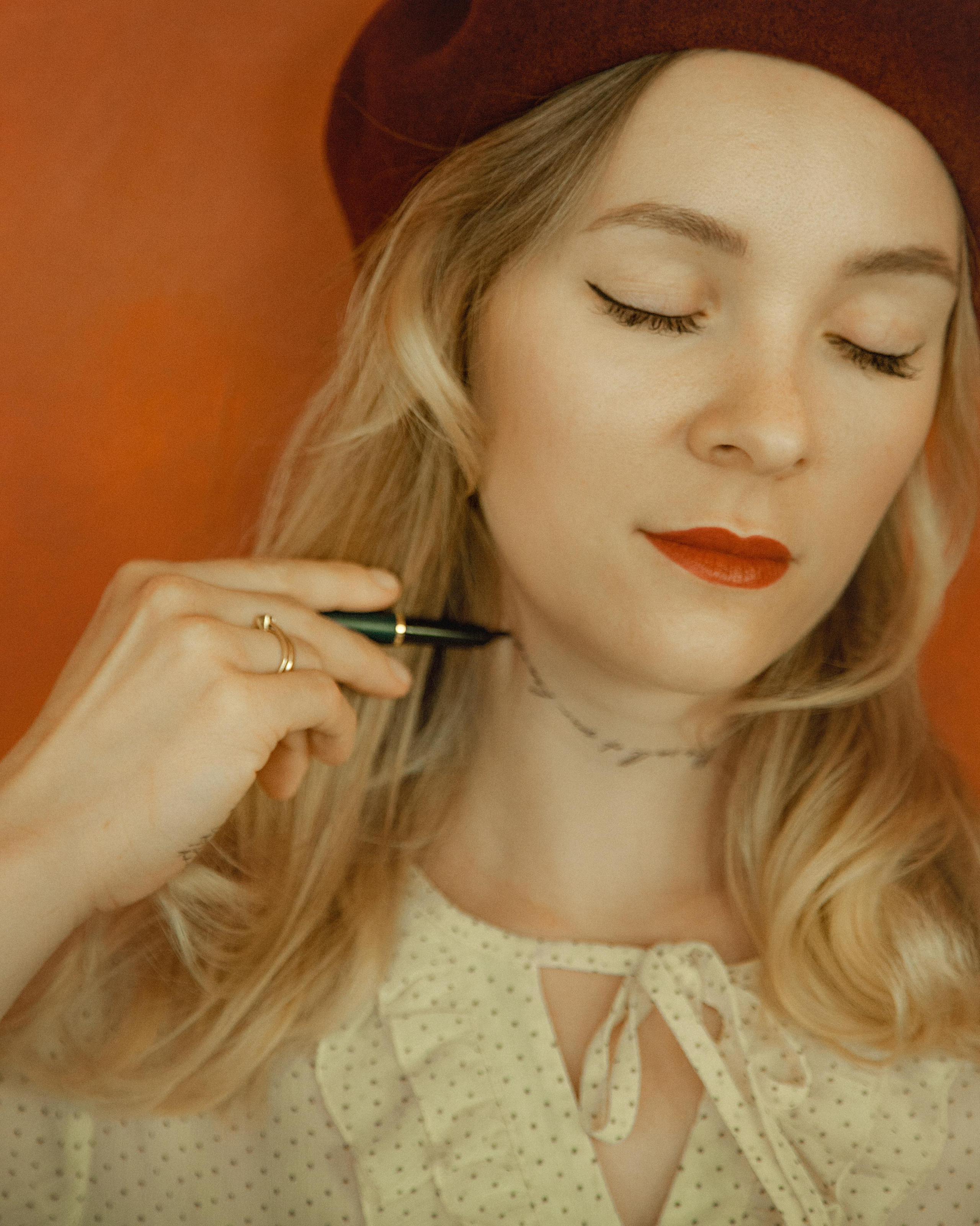 Detective story. Настя Арзуманова, фотограф