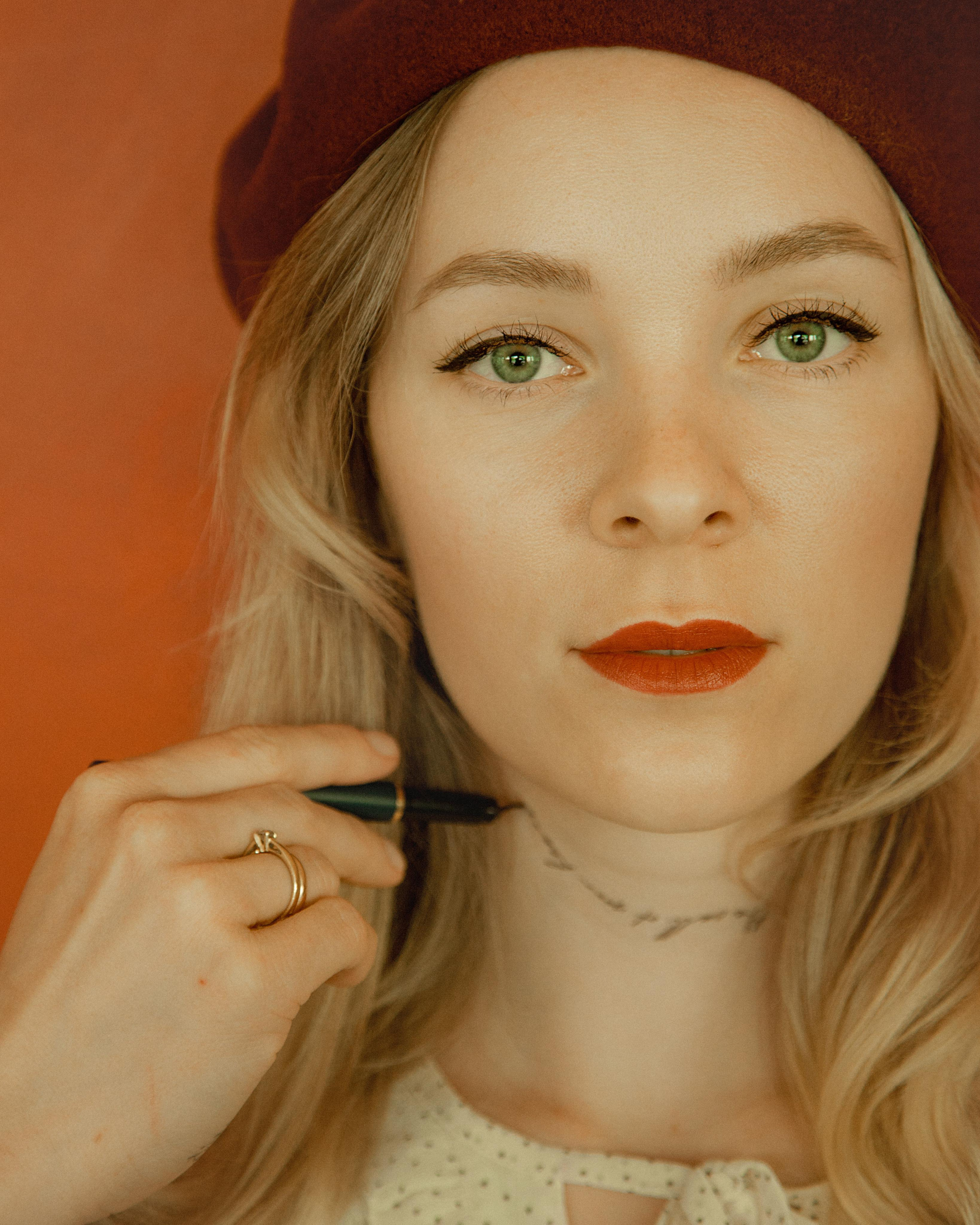 Detective story. Настя Арзуманова, фотограф