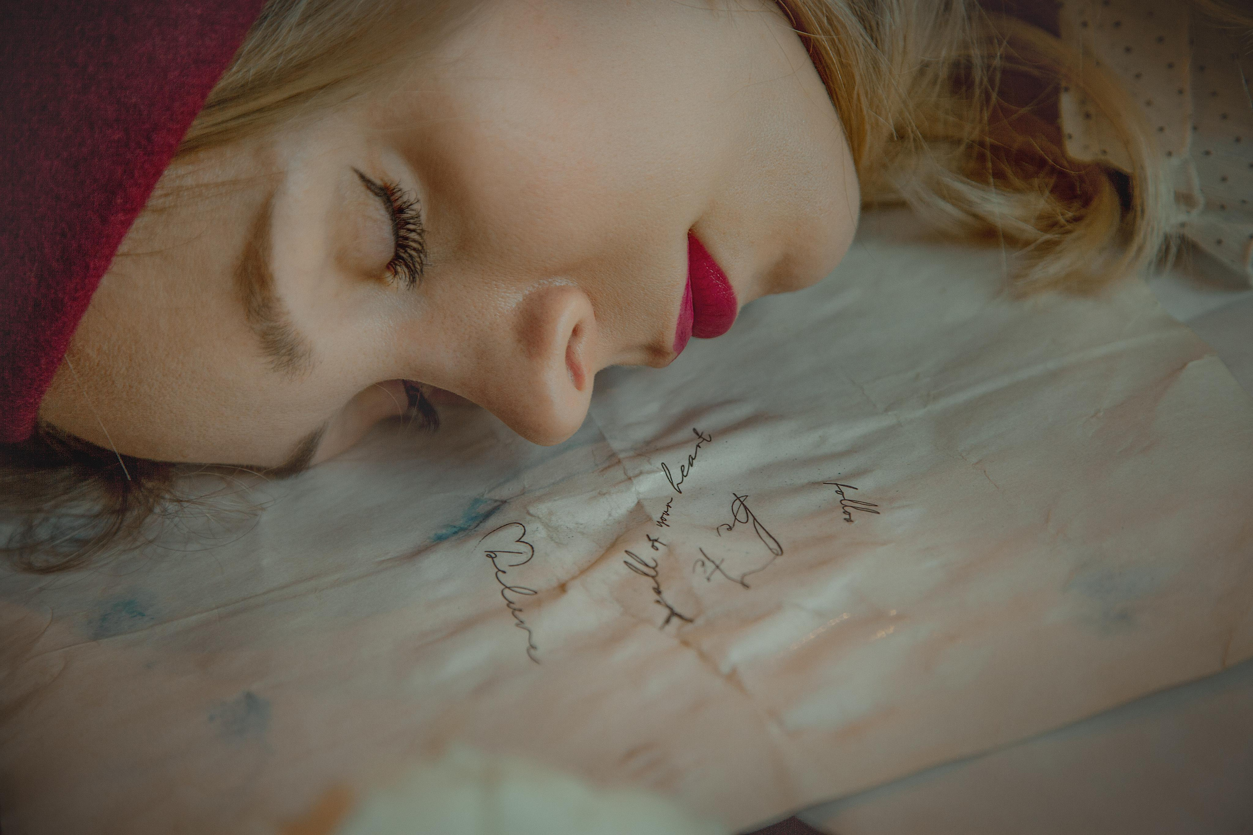 Detective story. Настя Арзуманова, фотограф